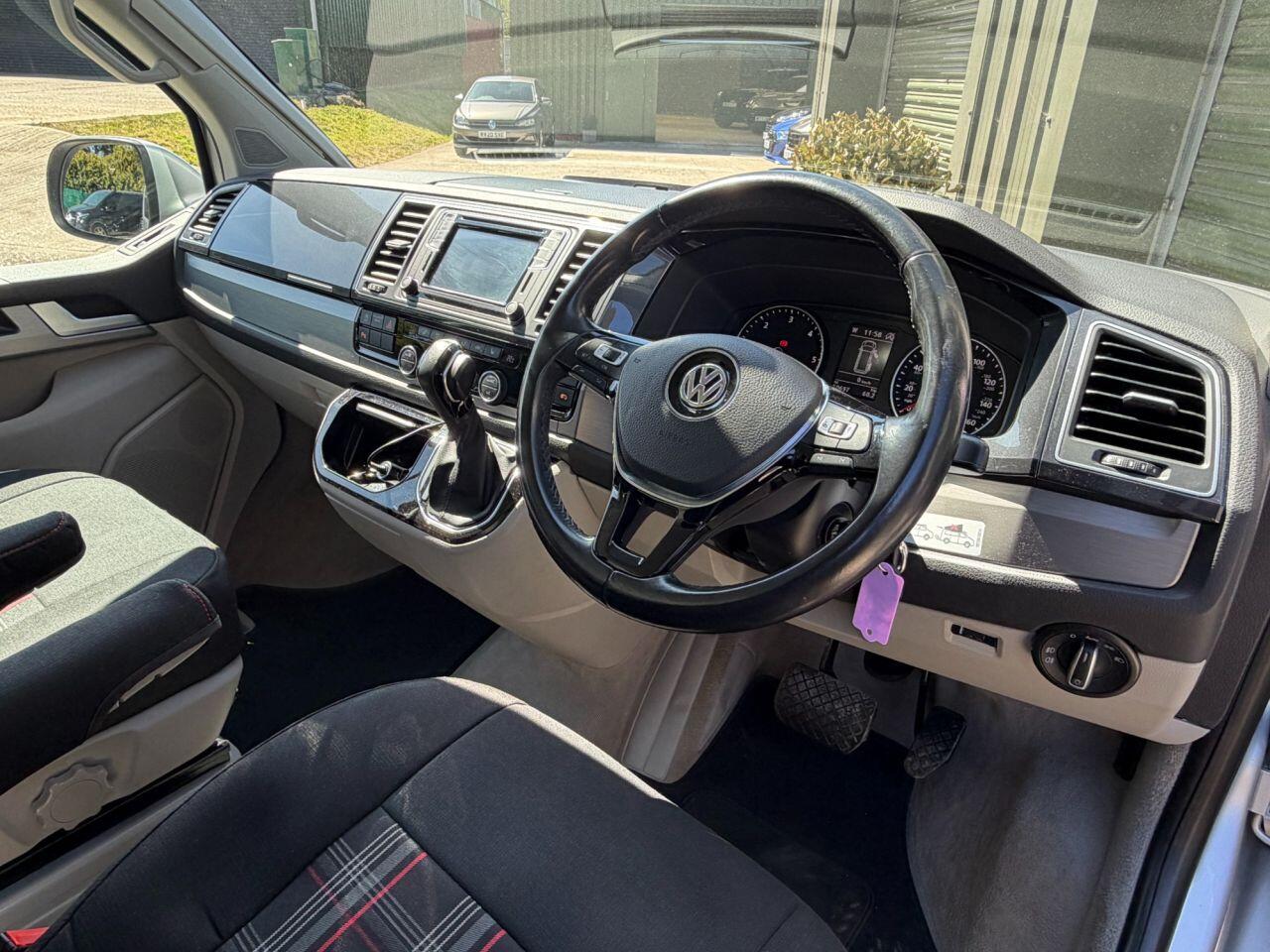 Volkswagen California view 33