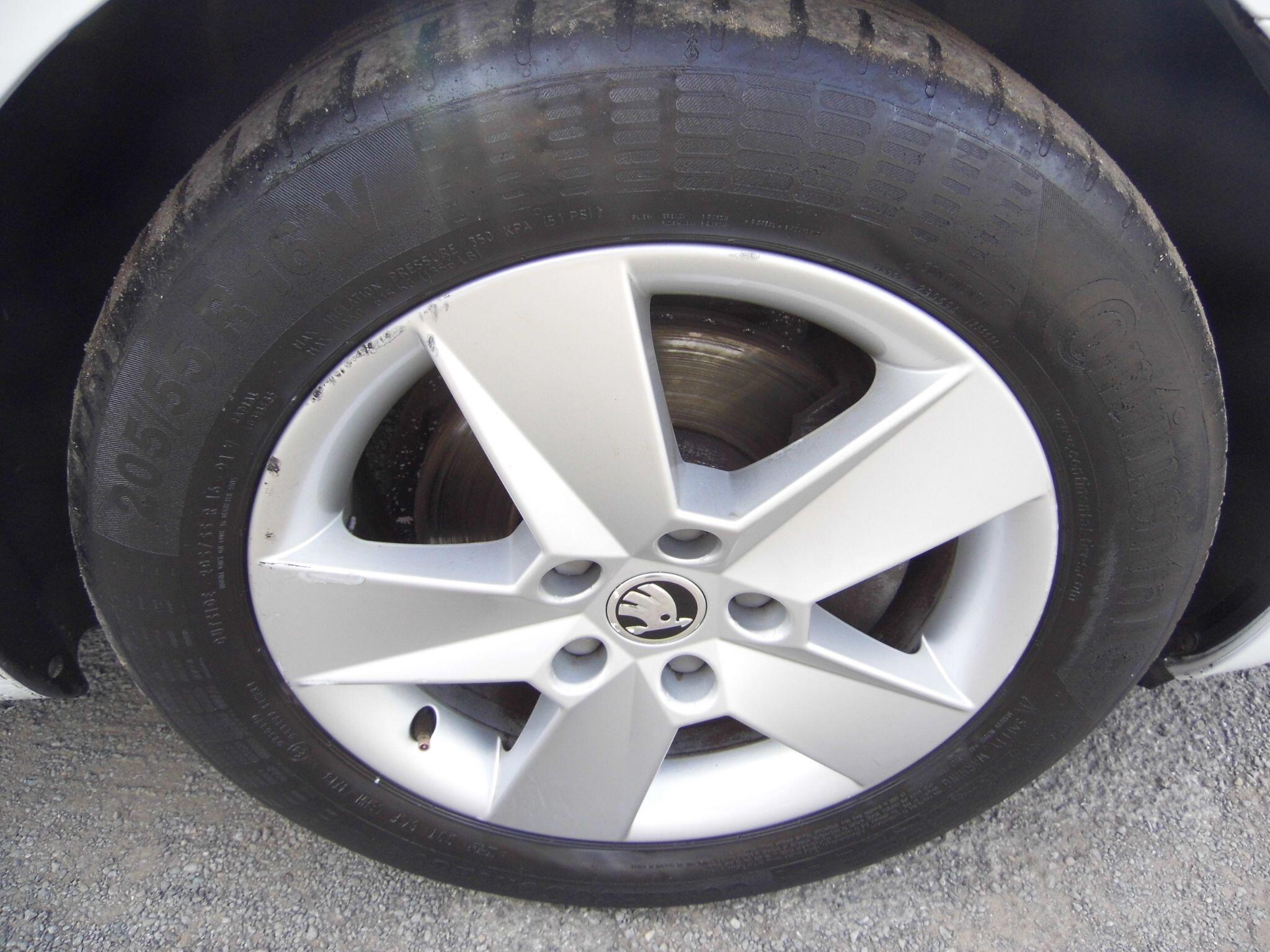 Skoda Octavia view 20