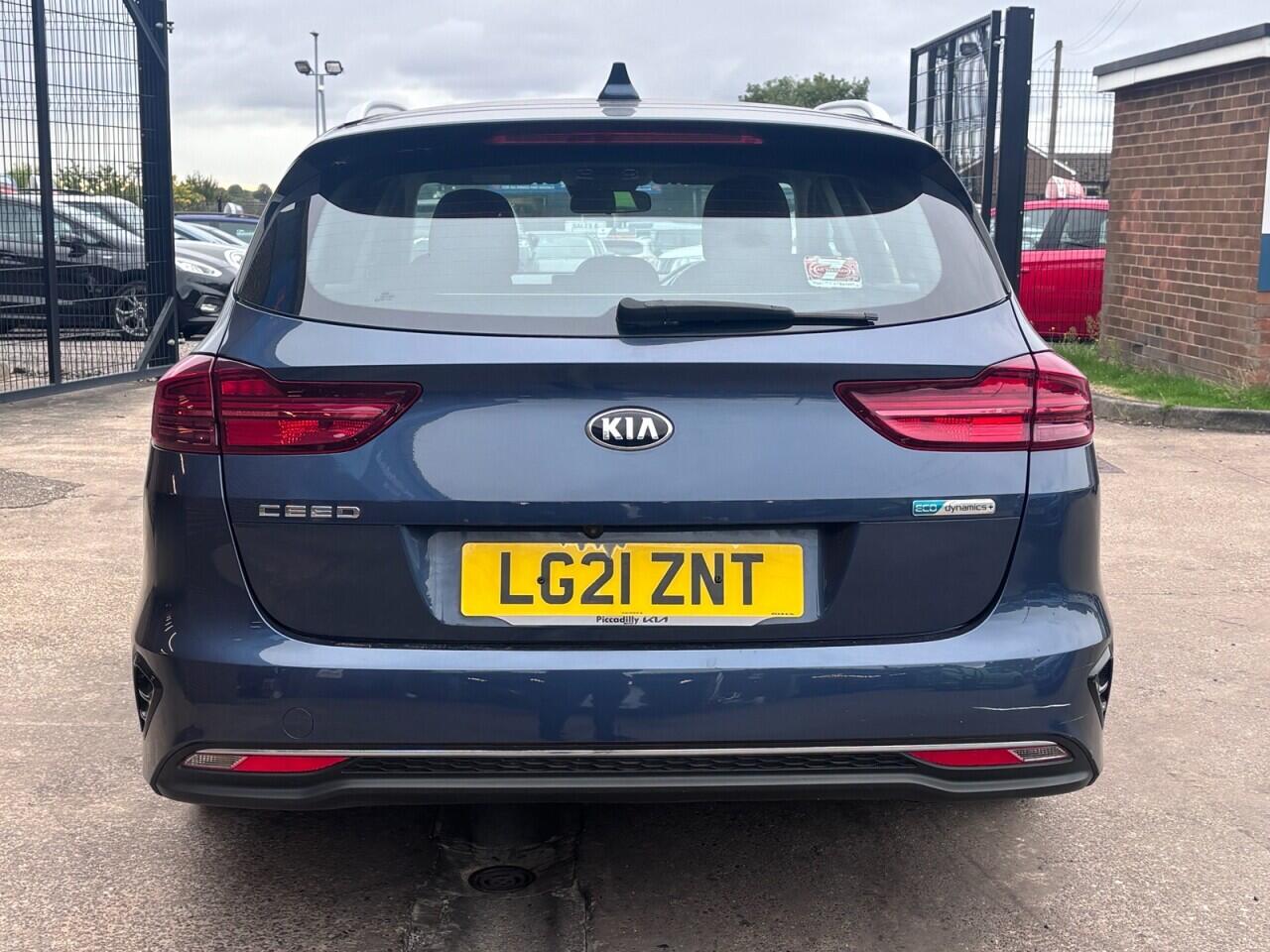 Kia Ceed view 6