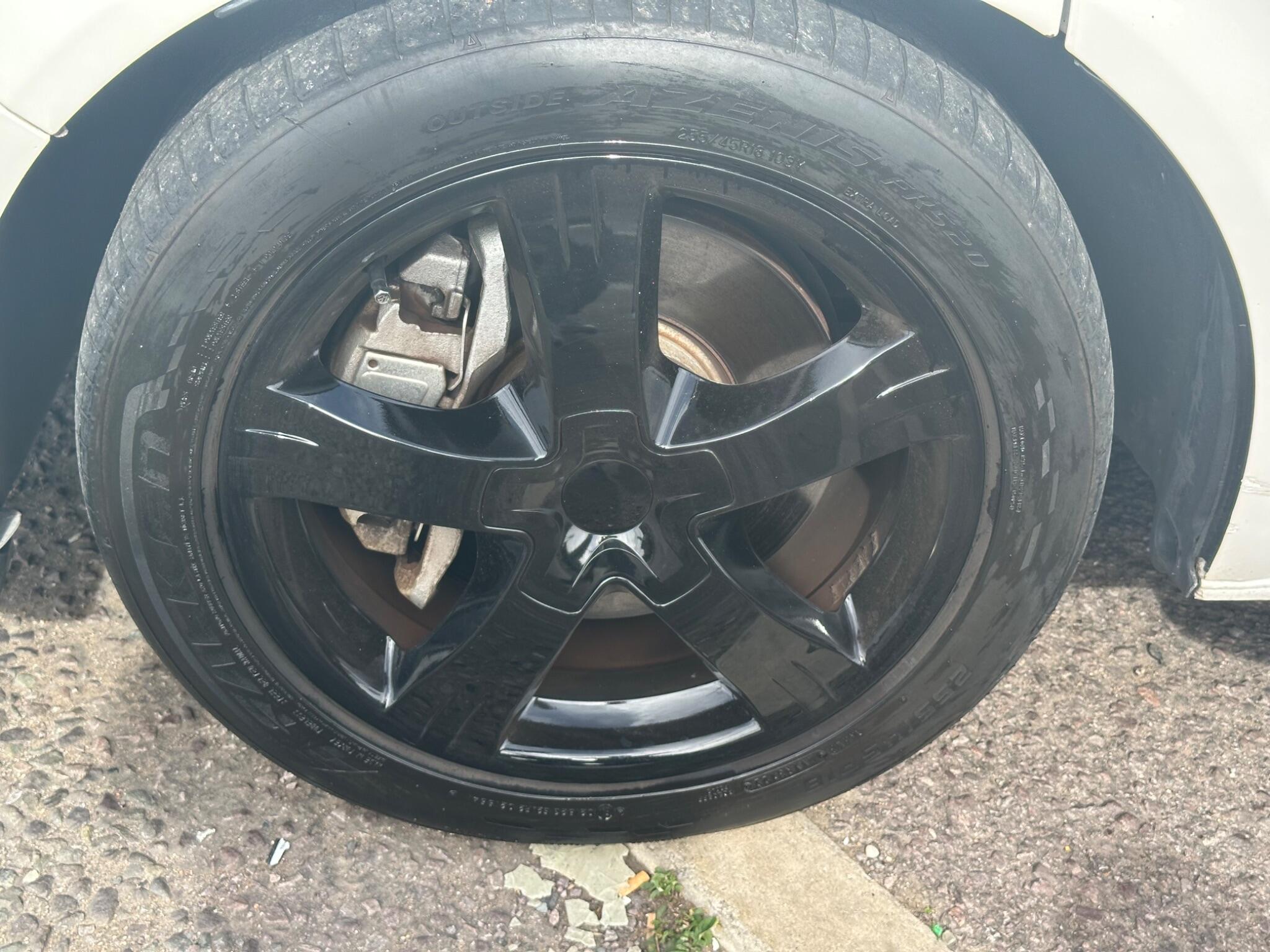 Volkswagen Caravelle view 7