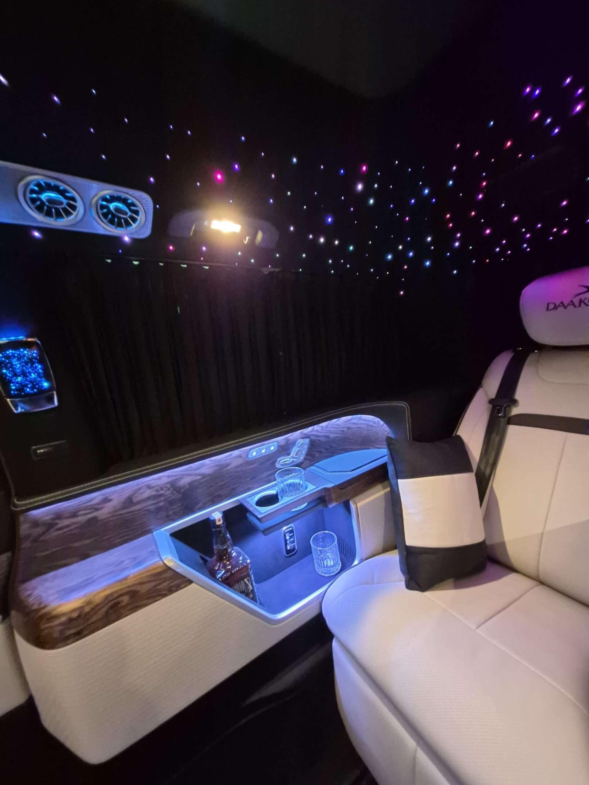 Mercedes-Benz Vito view 17