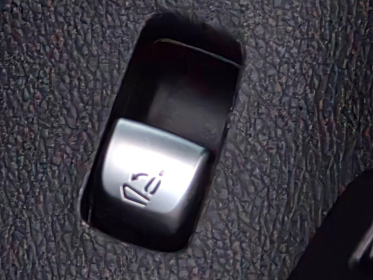 Mercedes-Benz GLC view 41