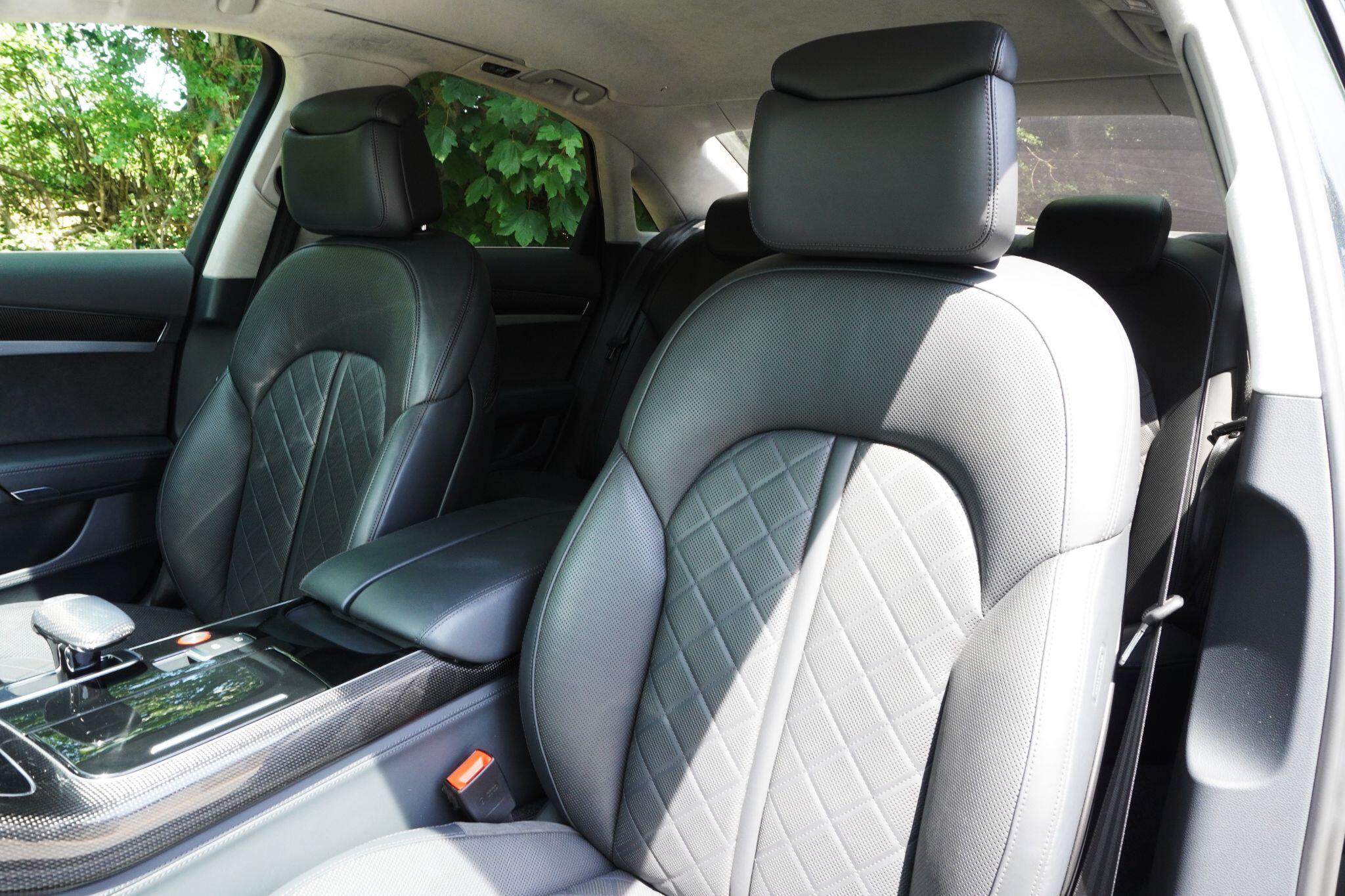 Audi S8 view 62