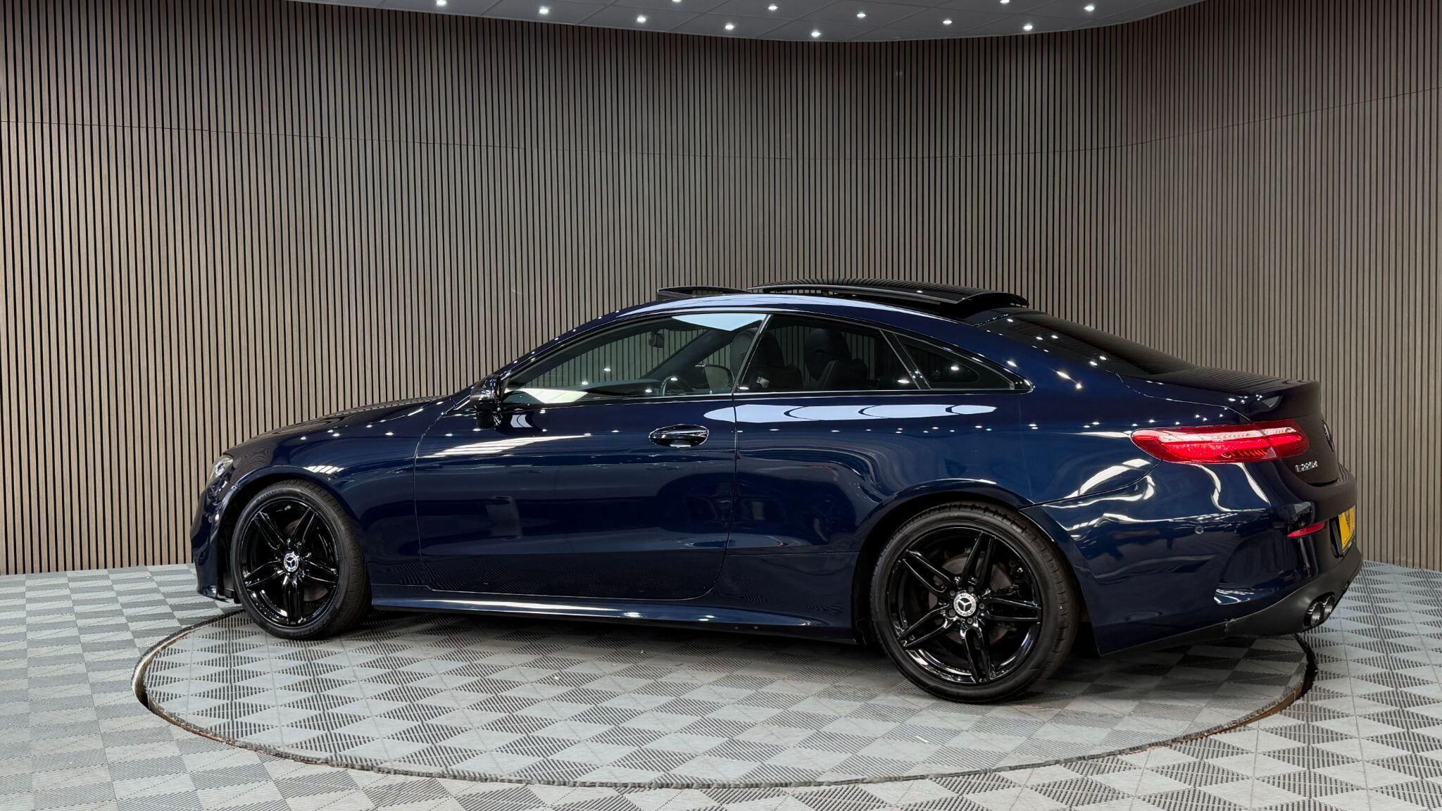 Mercedes-Benz E-Class view 48