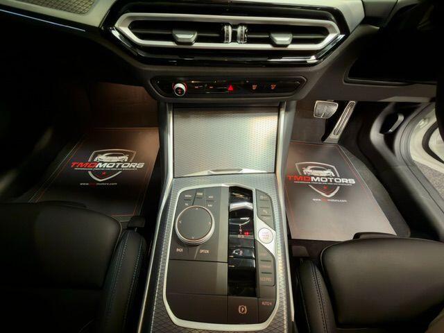 BMW 3 Series view 23