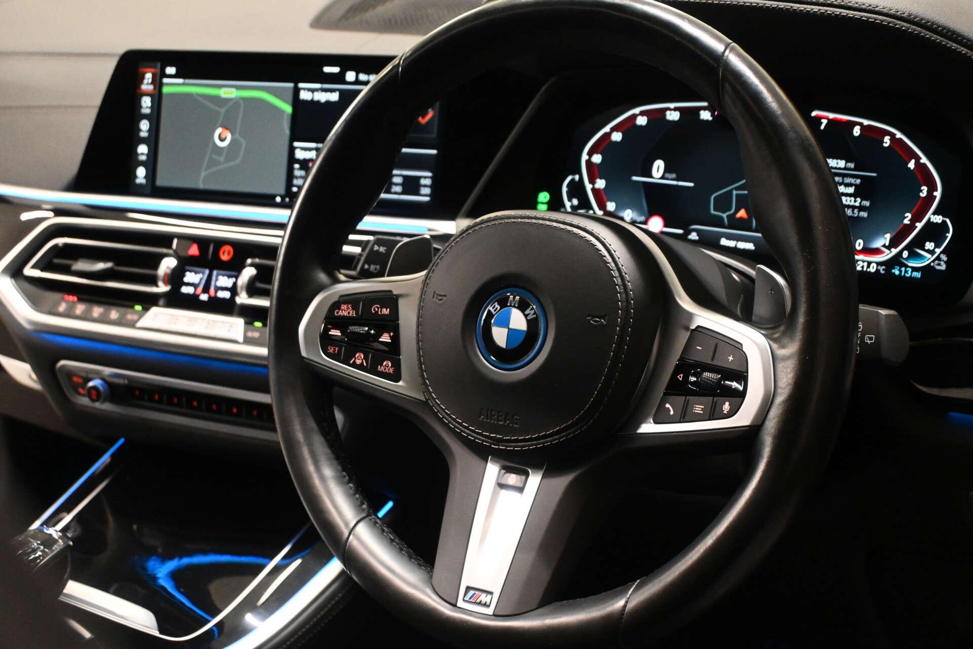 BMW X5 view 10
