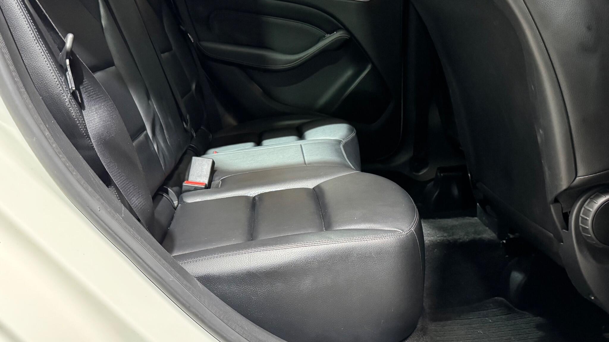 Mercedes-Benz B Class view 41