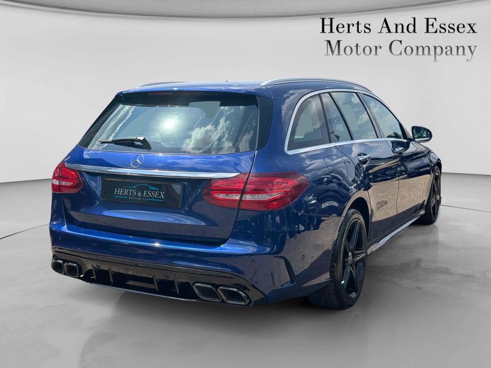 Mercedes-Benz C Class view 8