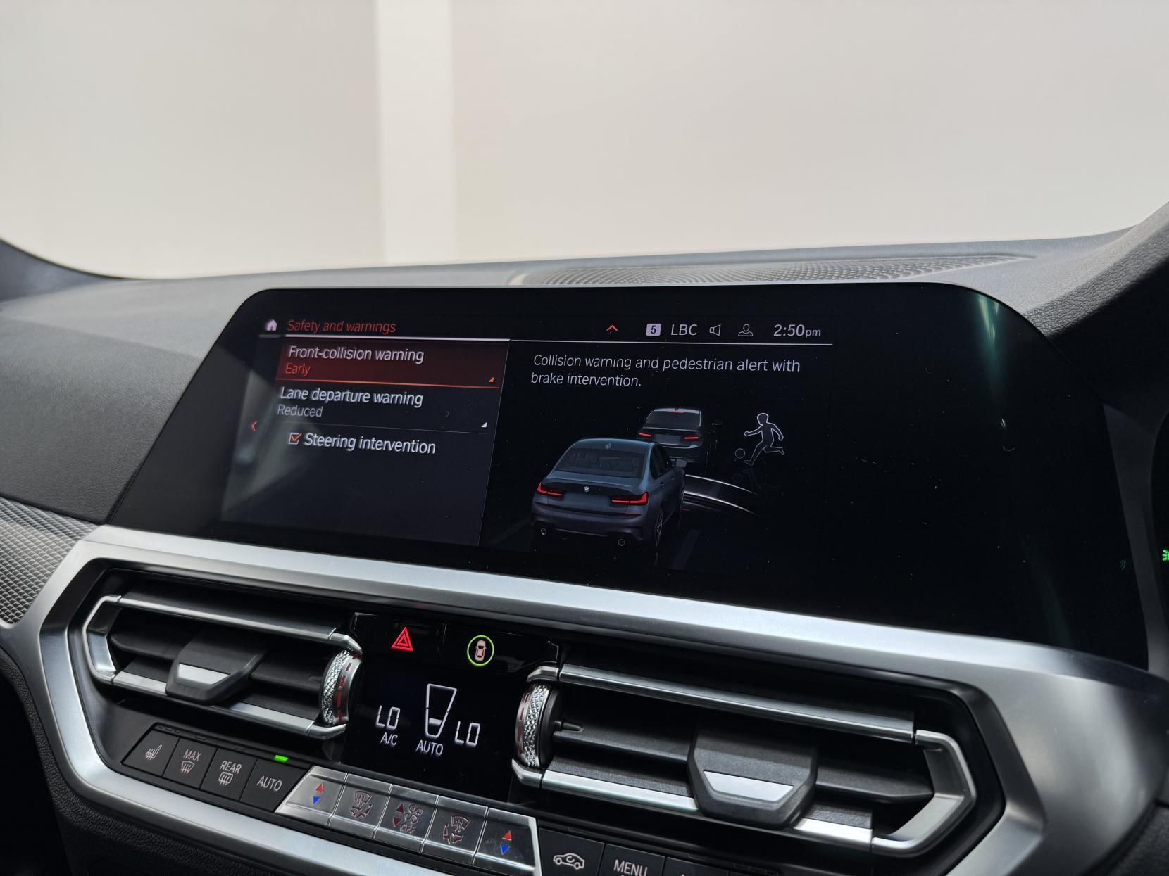 BMW 3 Series view 34