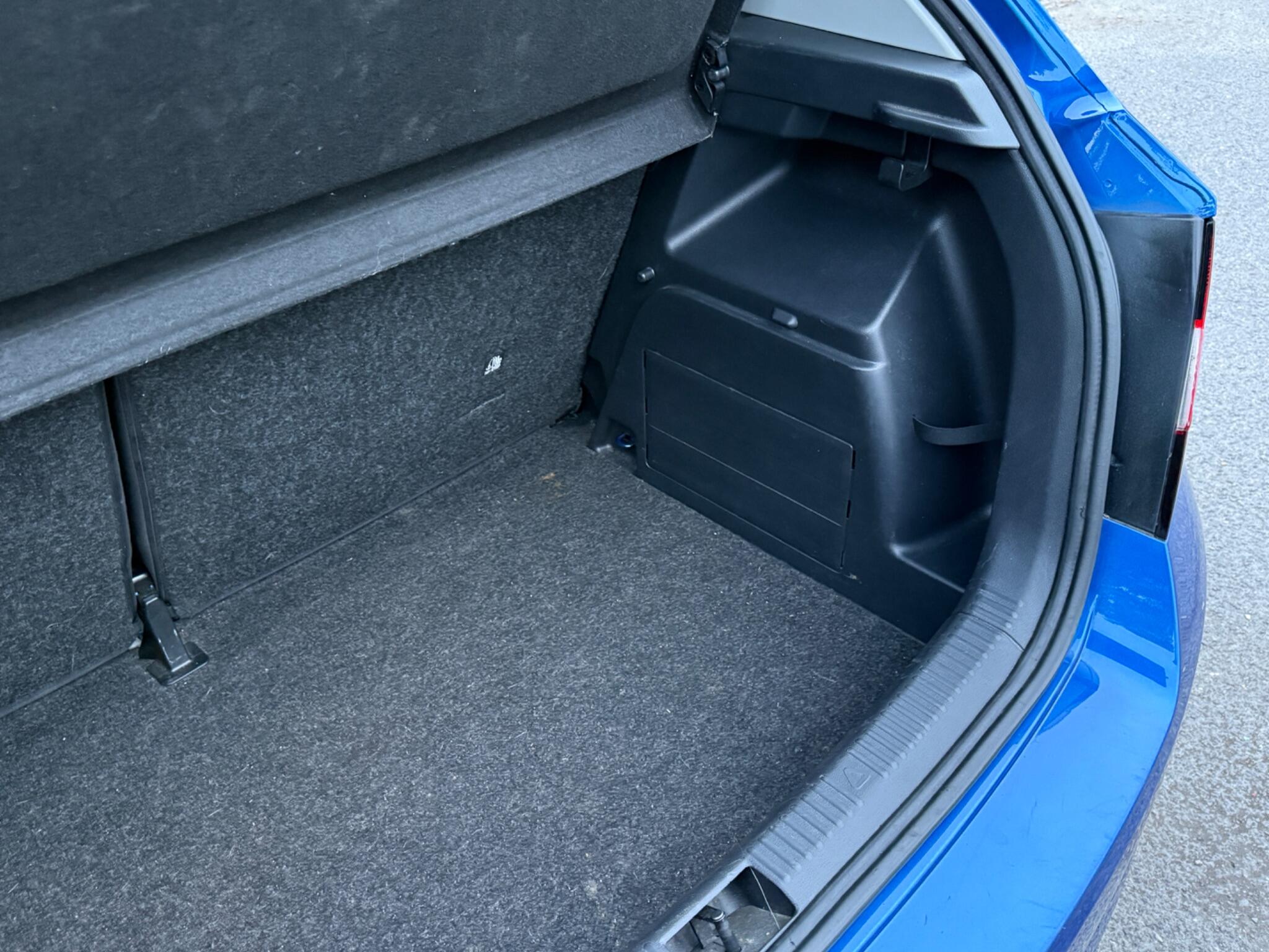 Skoda Fabia - Image 40