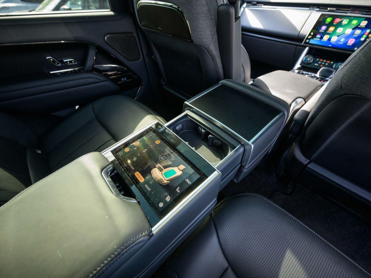 Land Rover Range Rover view 24