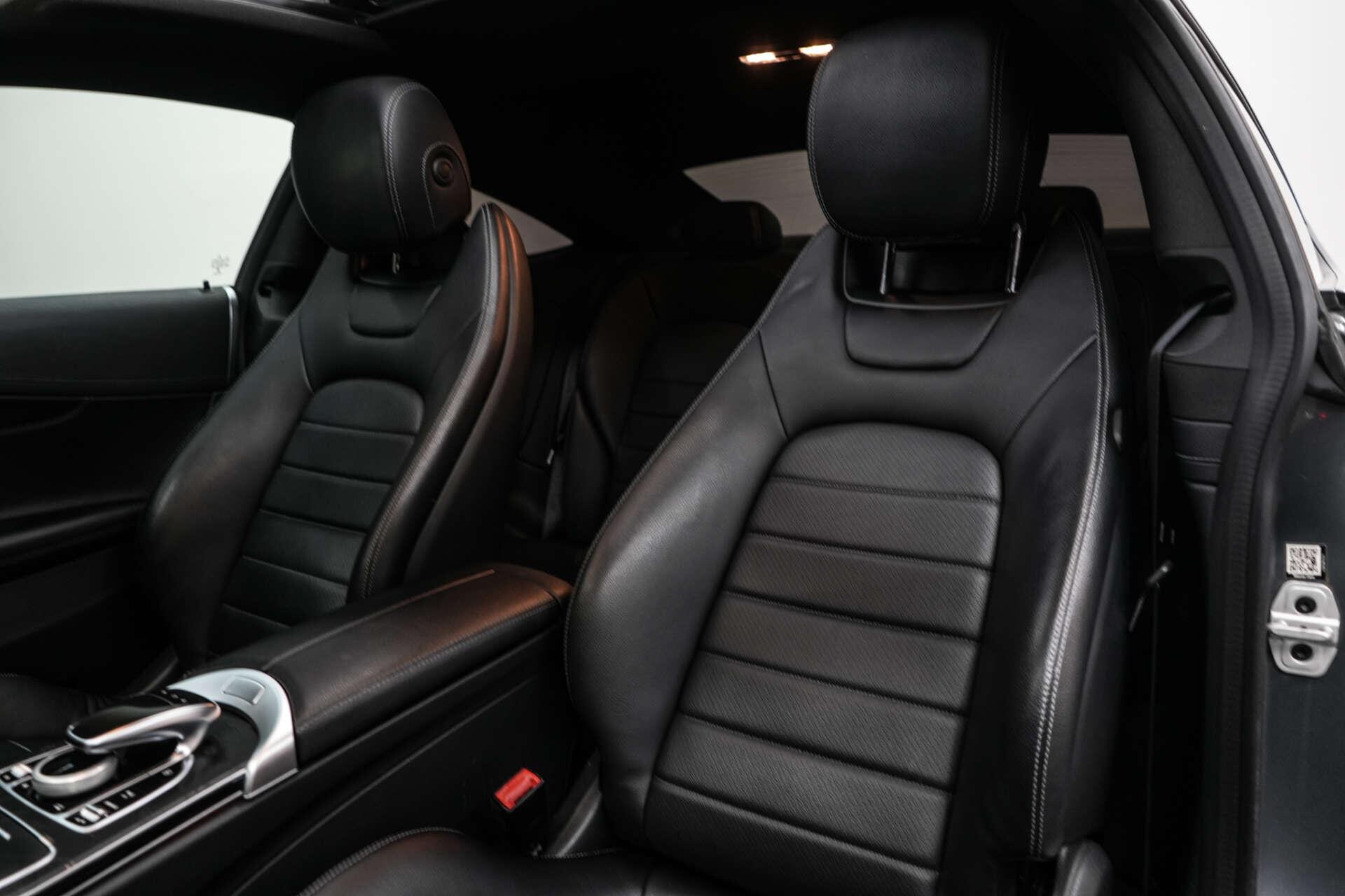 Mercedes-Benz C-Class view 16