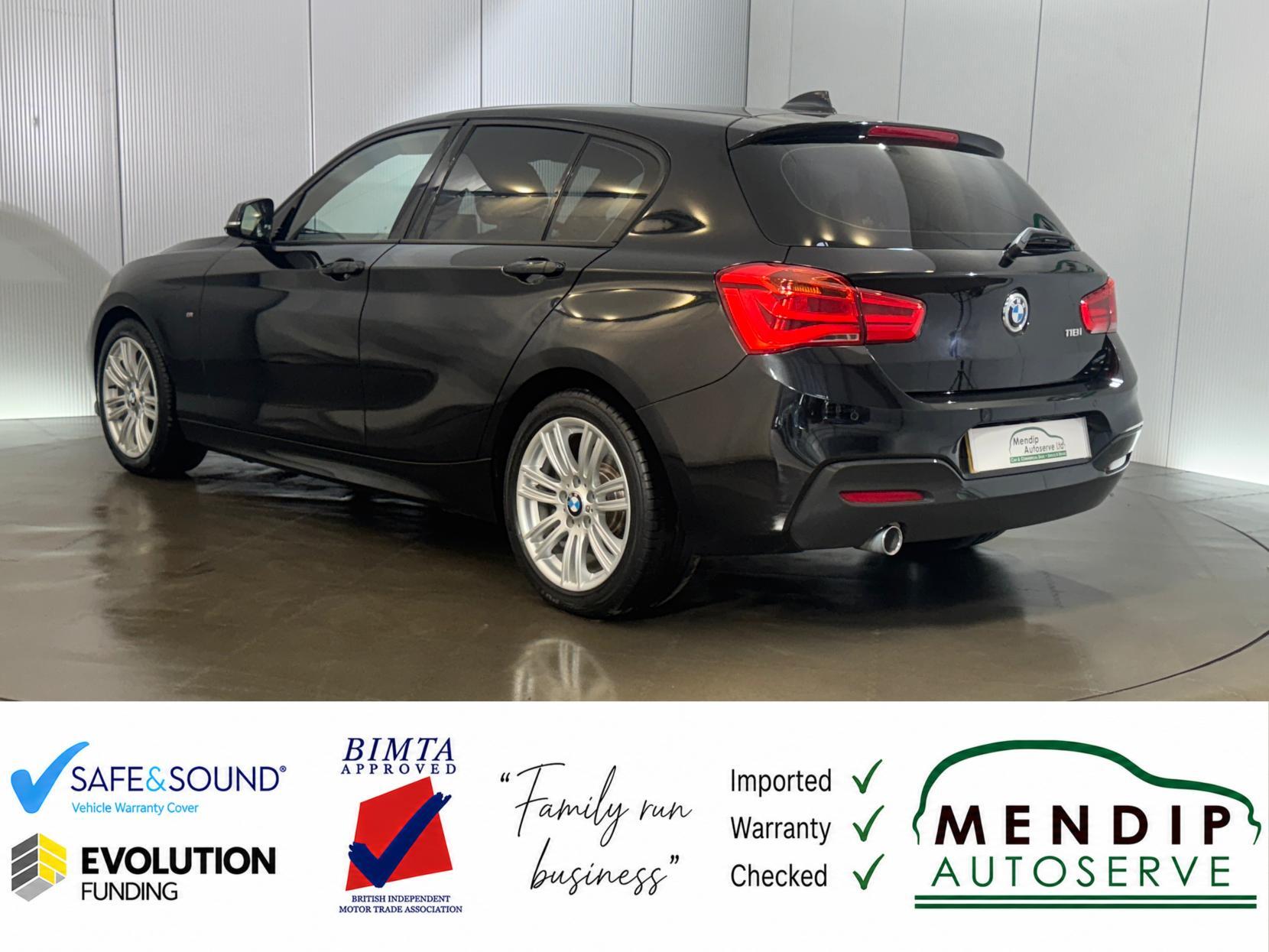 BMW 1 Series view 16