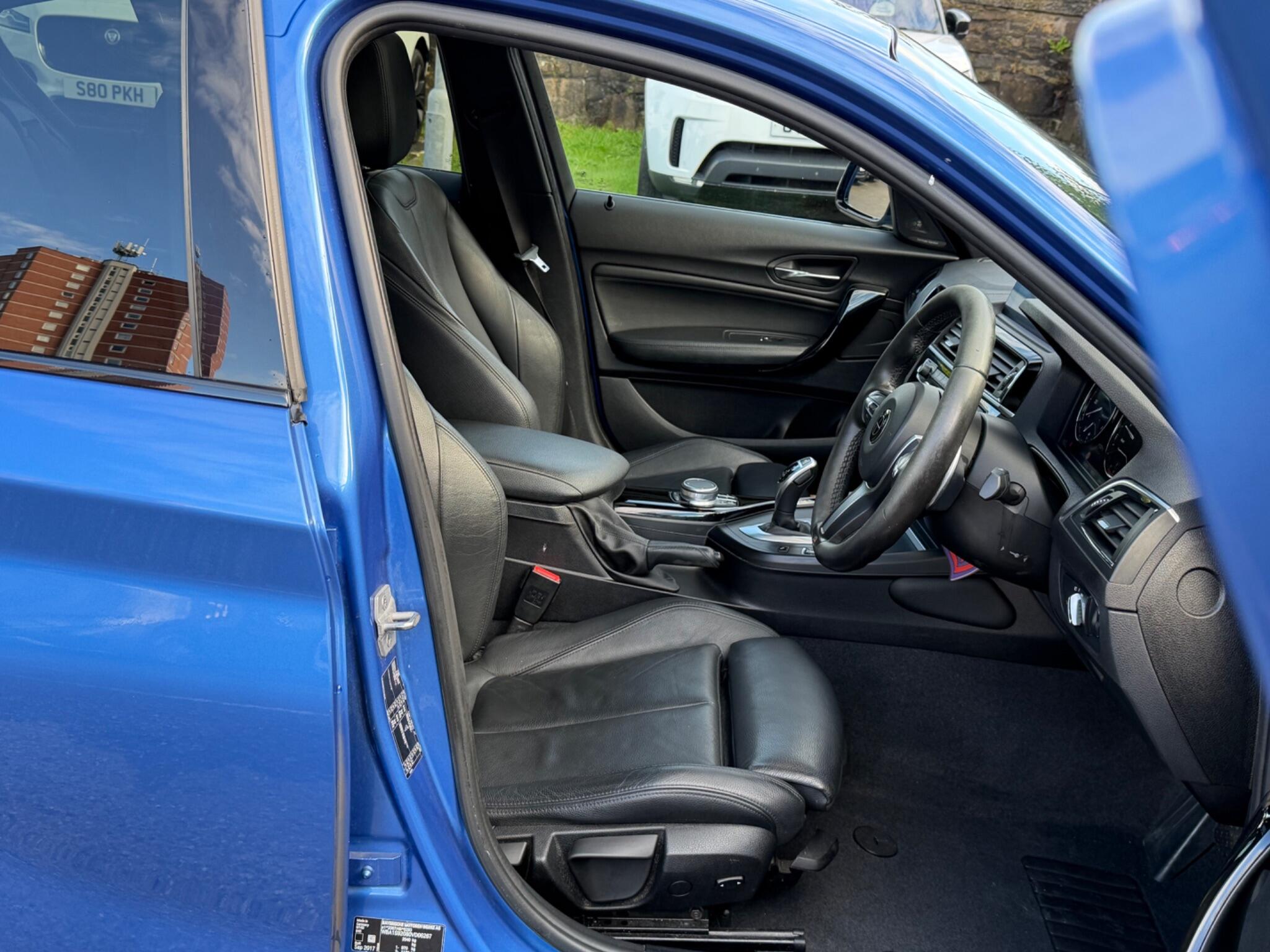 BMW 1 Series view 16
