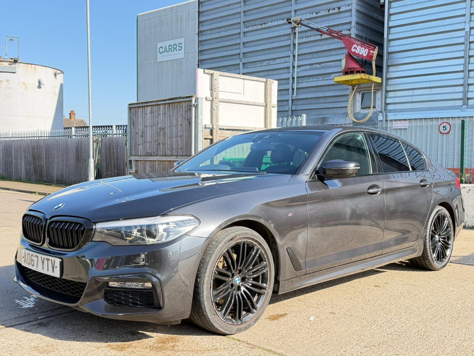 BMW 5 Series view 11
