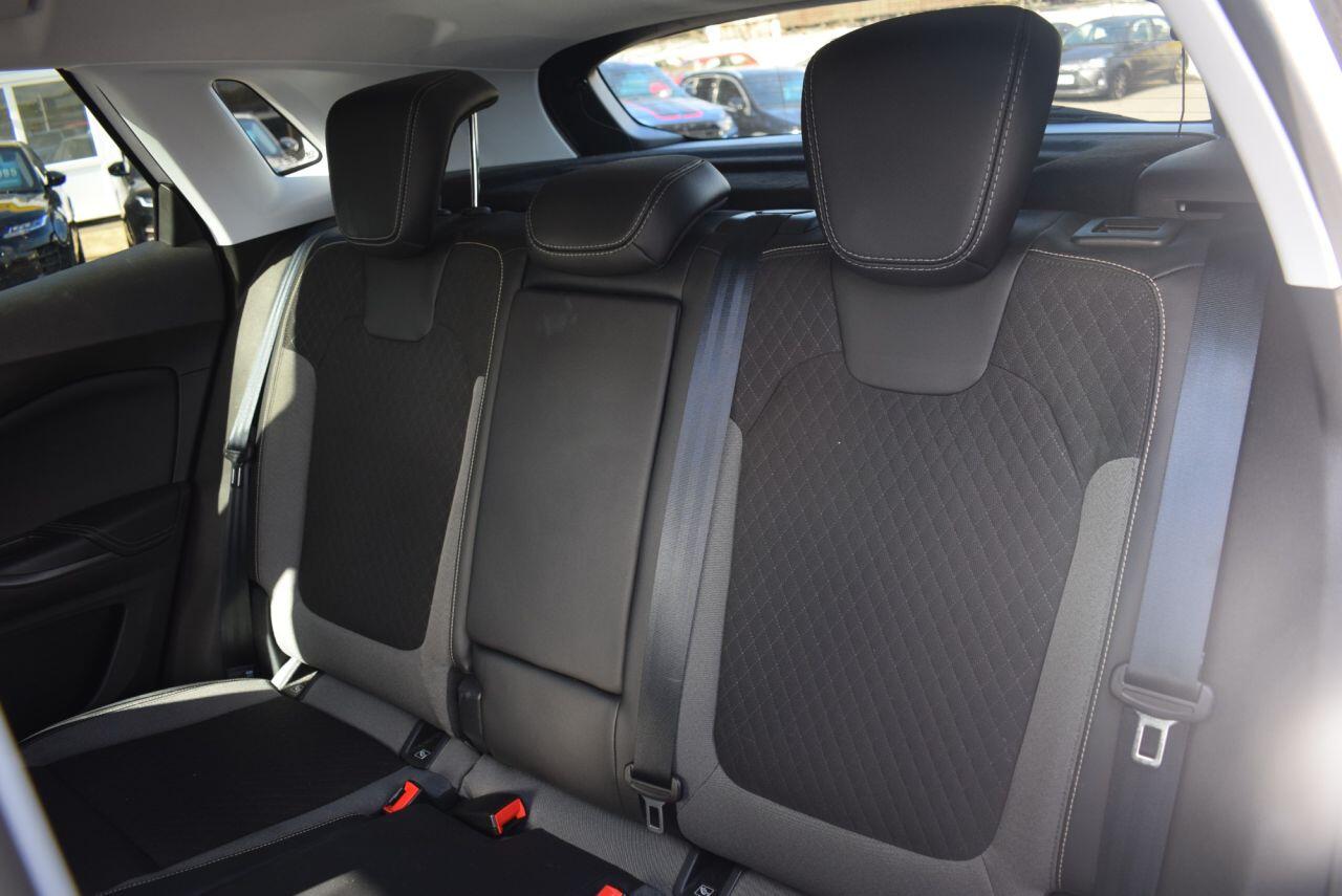 Vauxhall Grandland X view 16