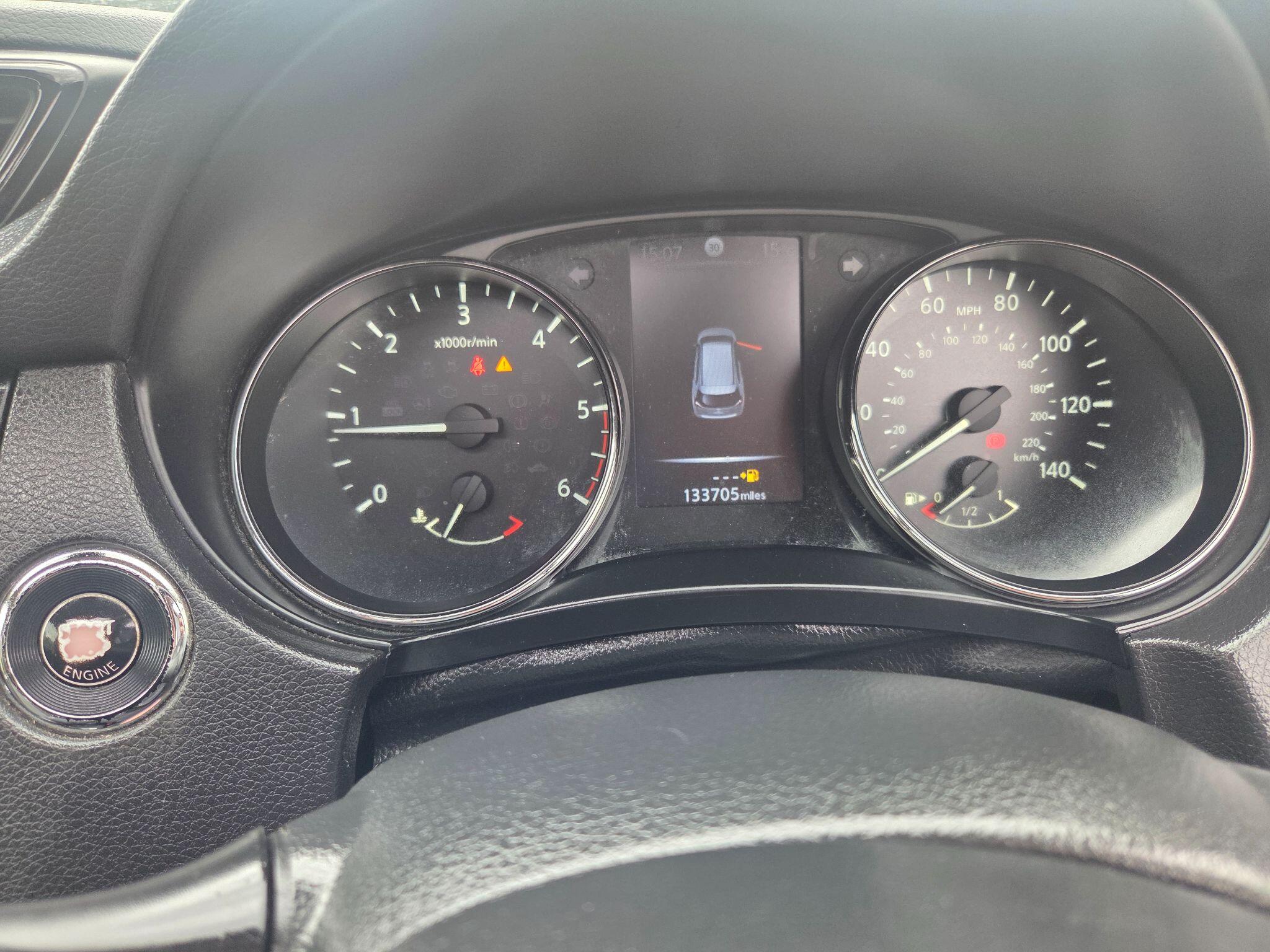 Nissan X-Trail view 33