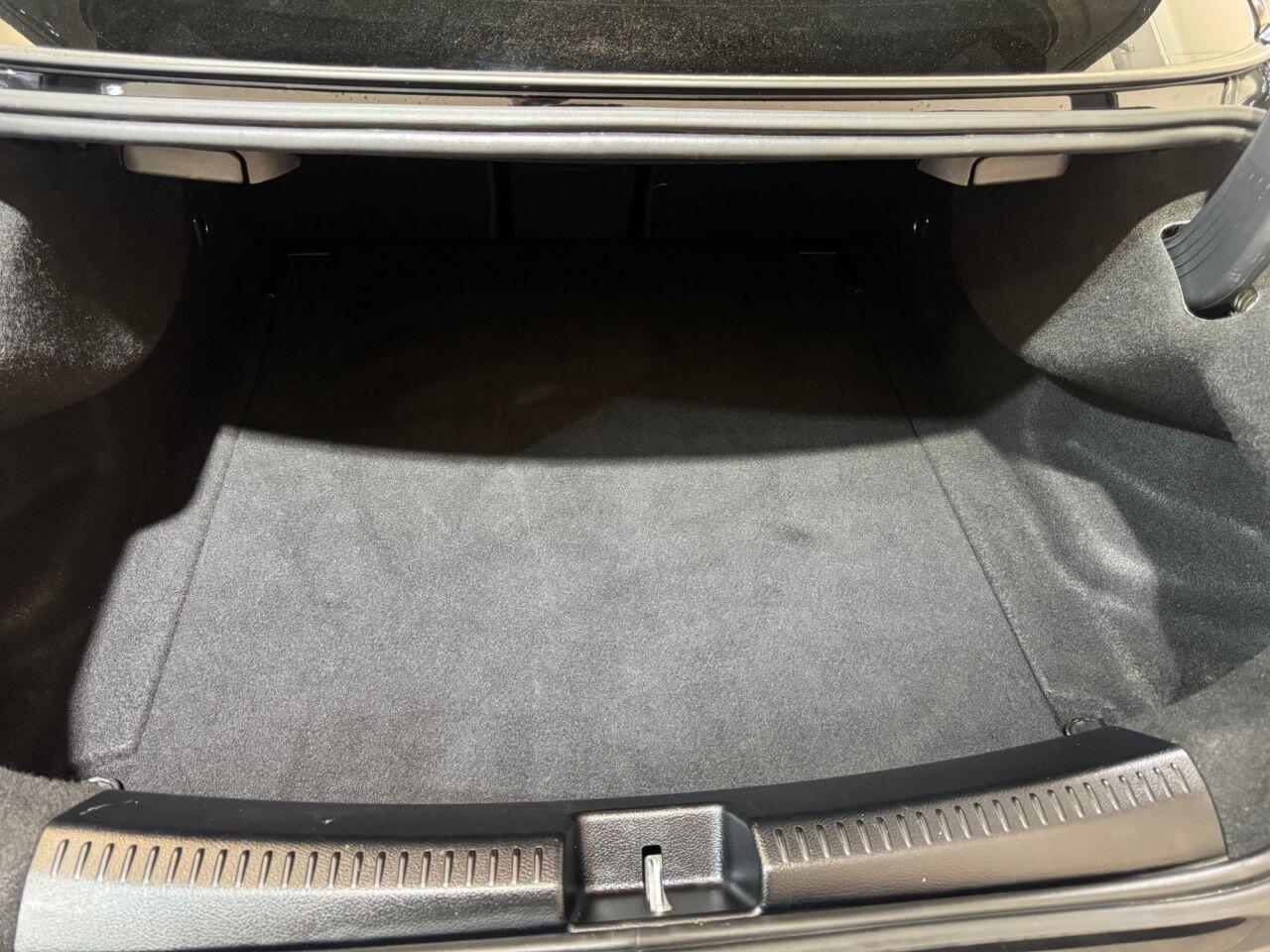 Mercedes-Benz Cla view 28
