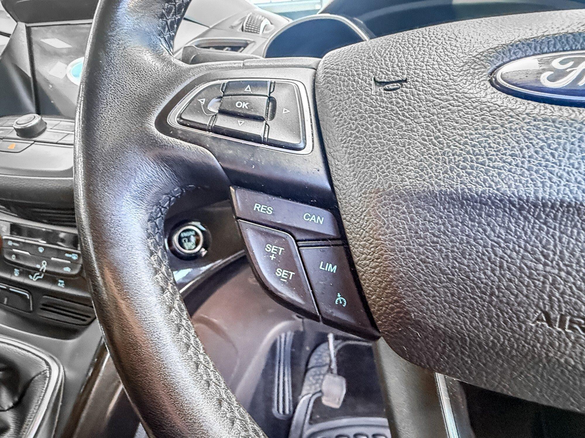 Ford Kuga view 18