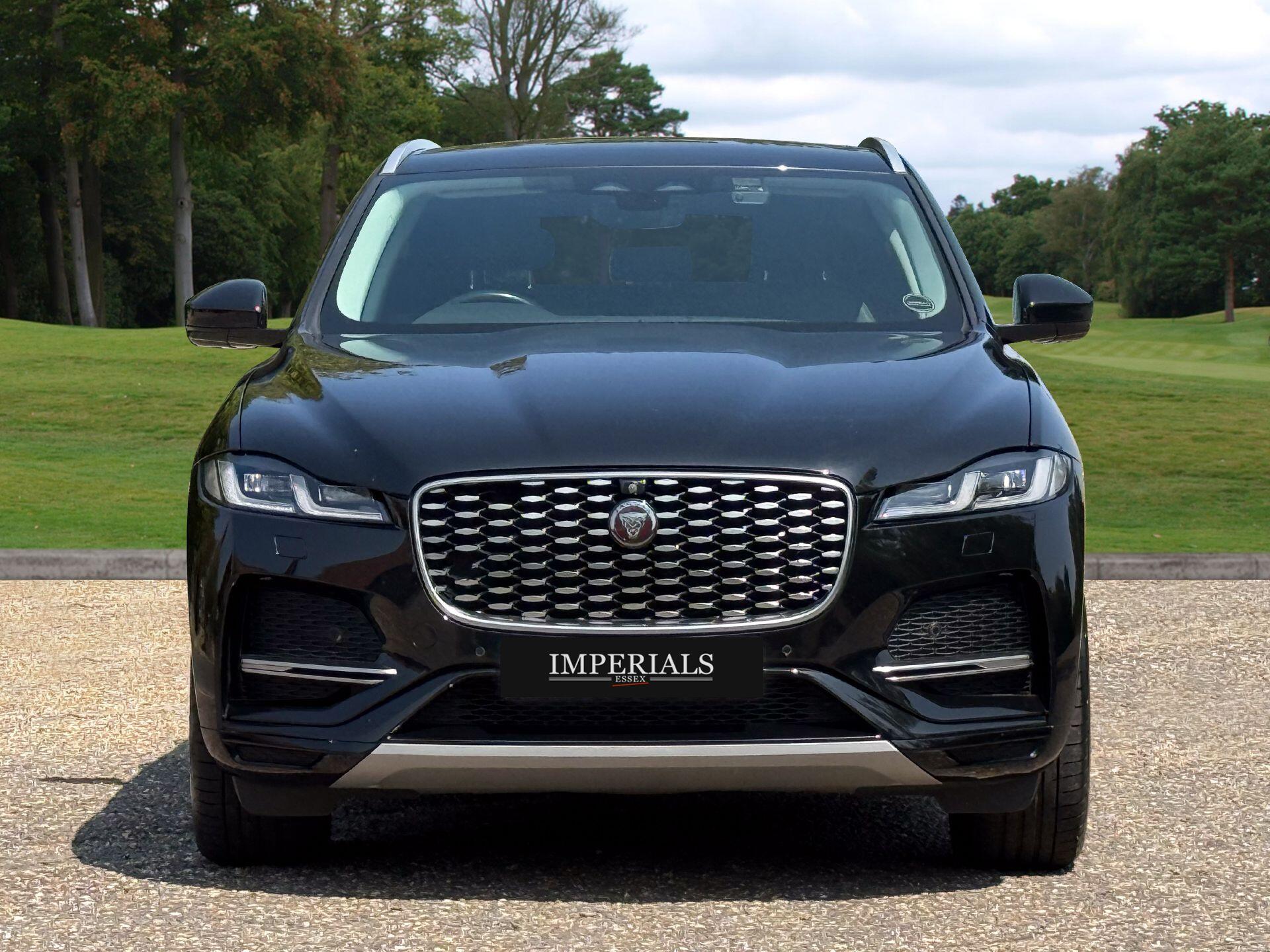 Jaguar F-Pace view 8