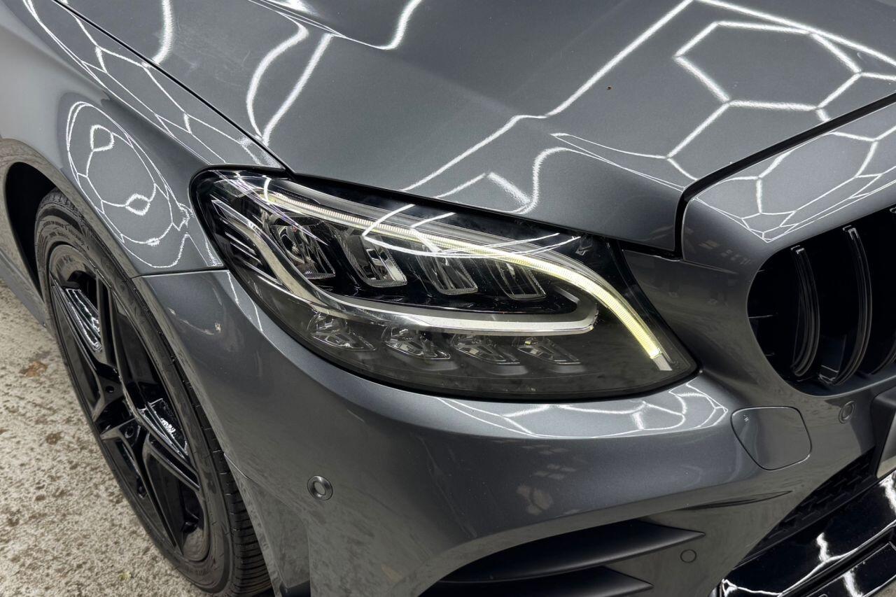 Mercedes-Benz C-Class view 8