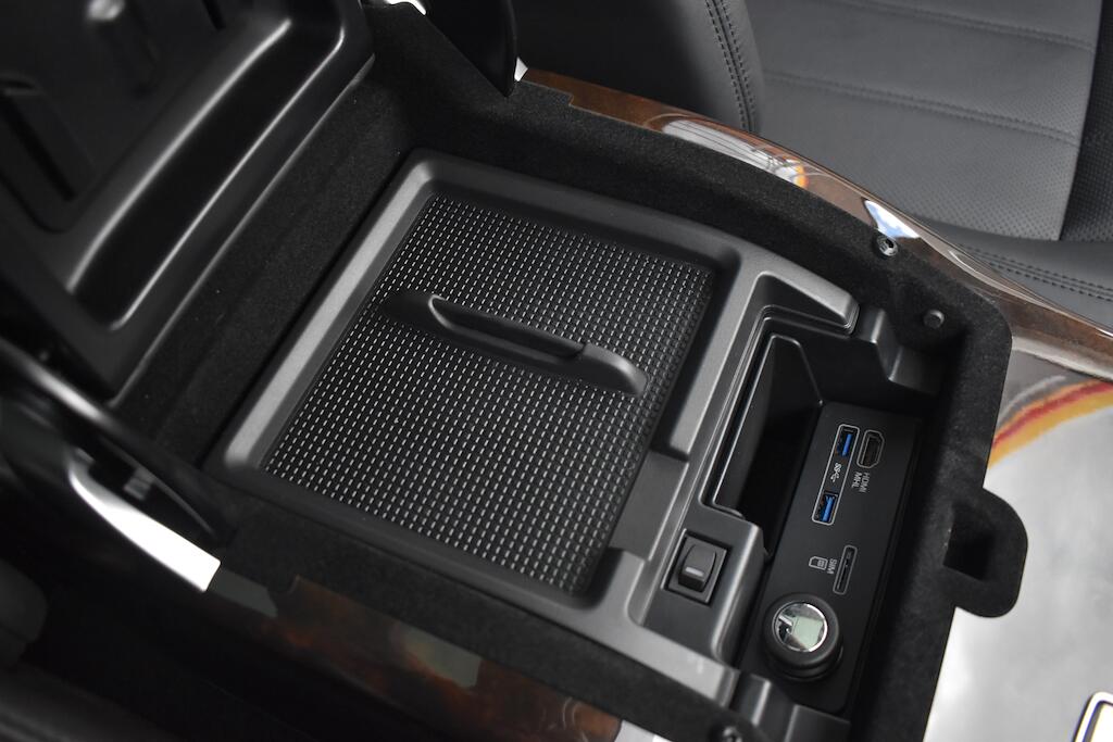 Land Rover Range Rover view 89