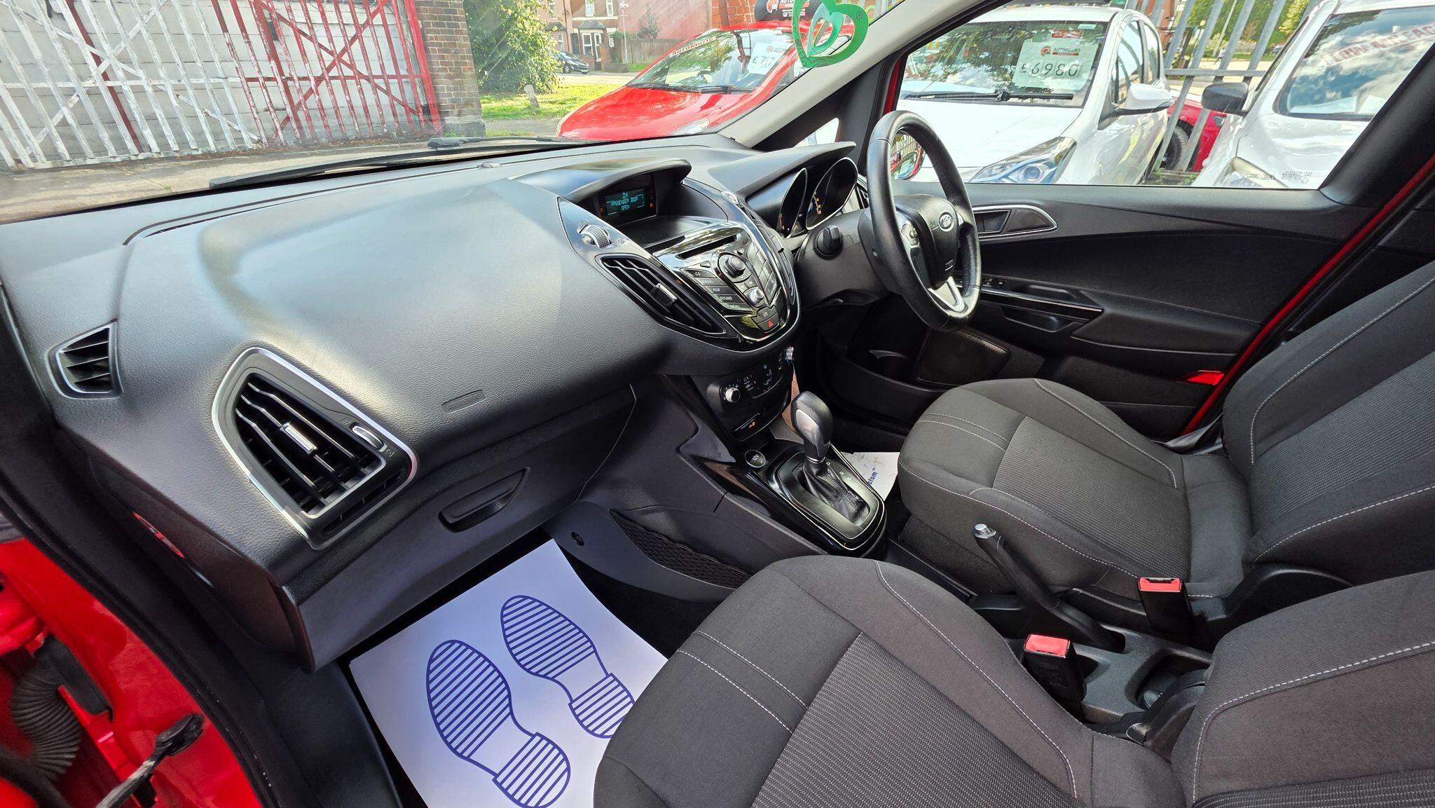 Ford B-Max view 30