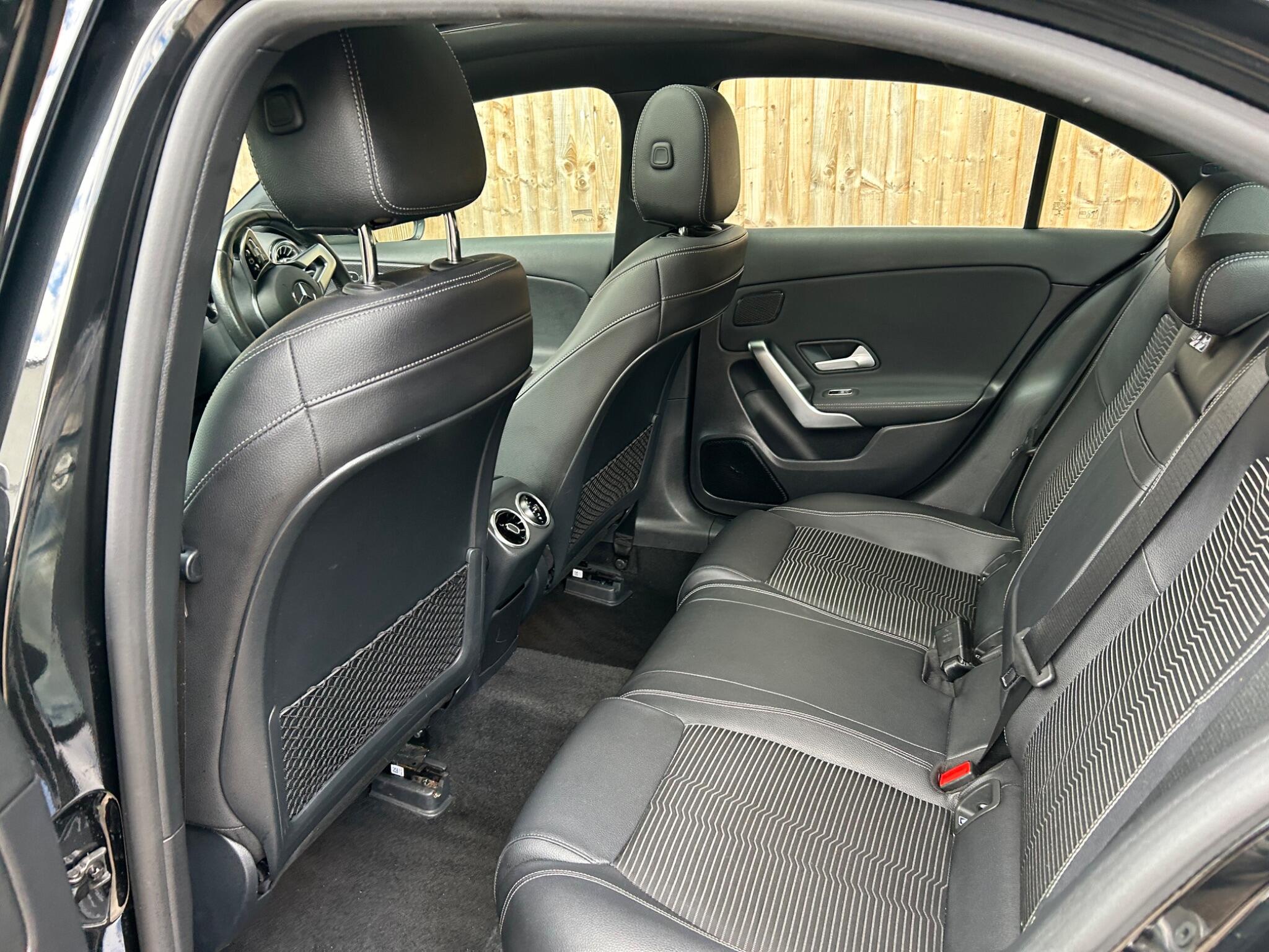 Mercedes-Benz A-Class view 34