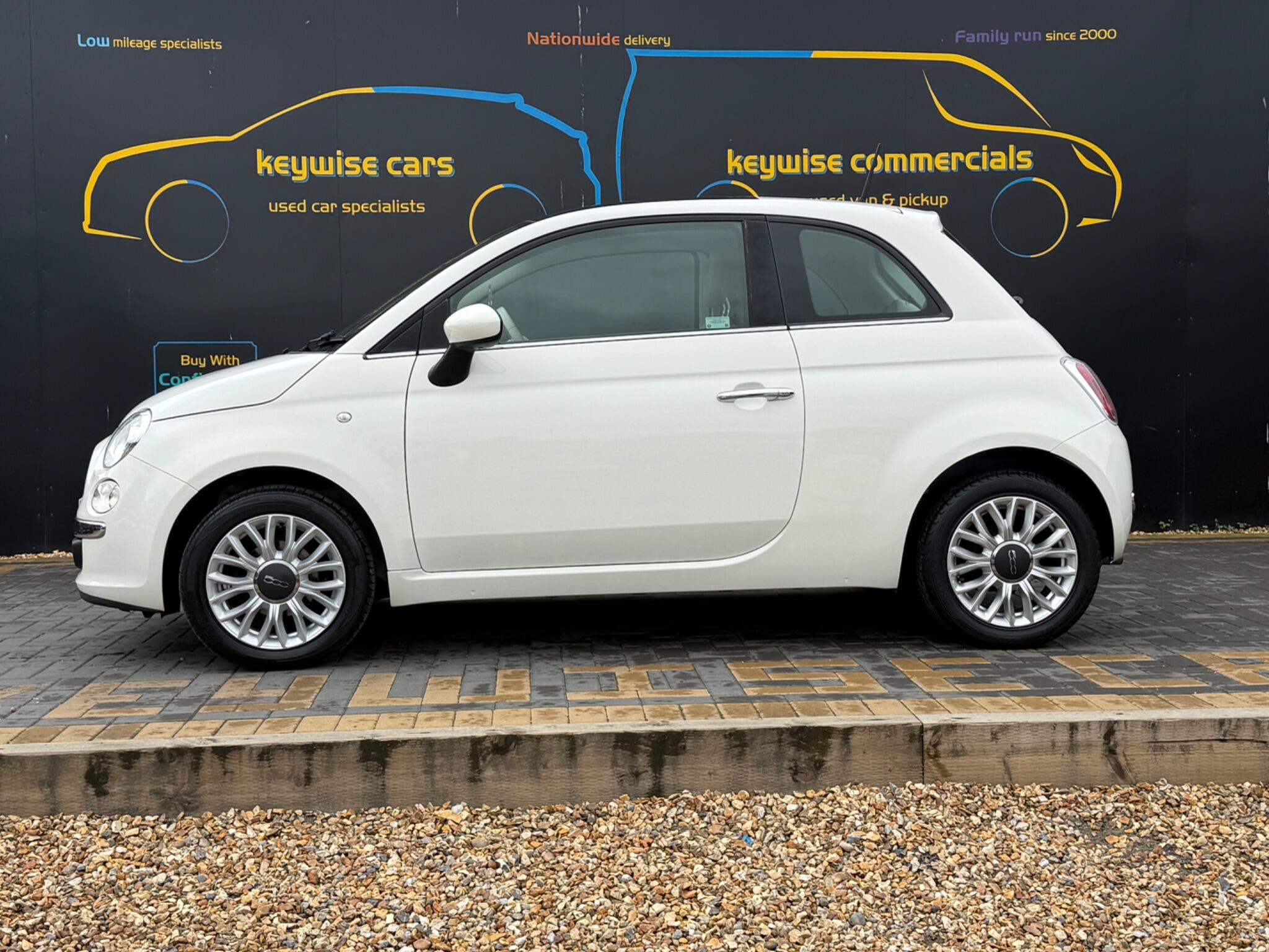 Fiat 500 view 2