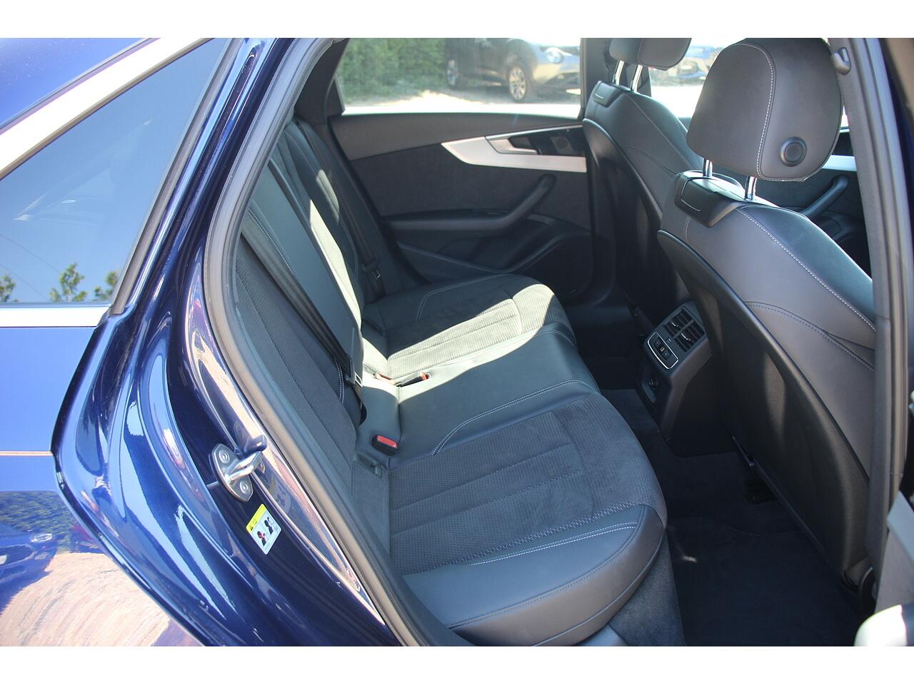 Audi A4 view 18