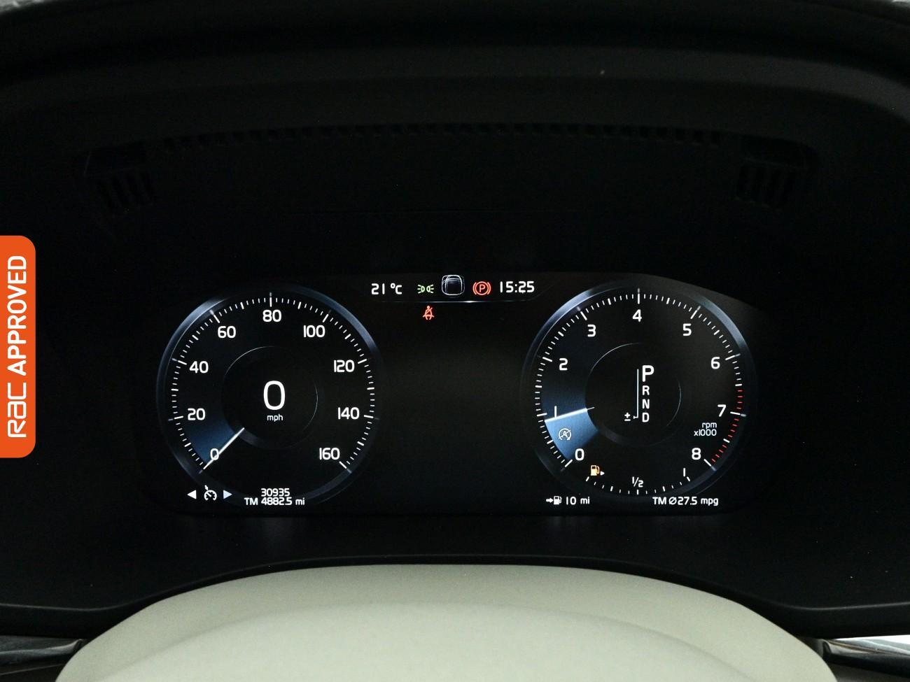 Volvo XC60 view 11