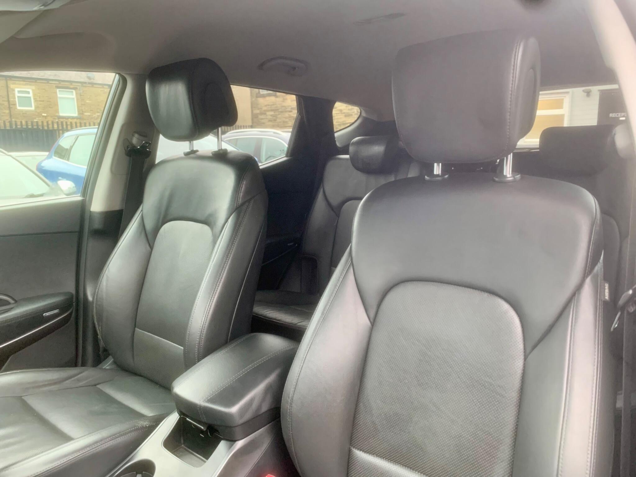 Hyundai Santa Fe view 30