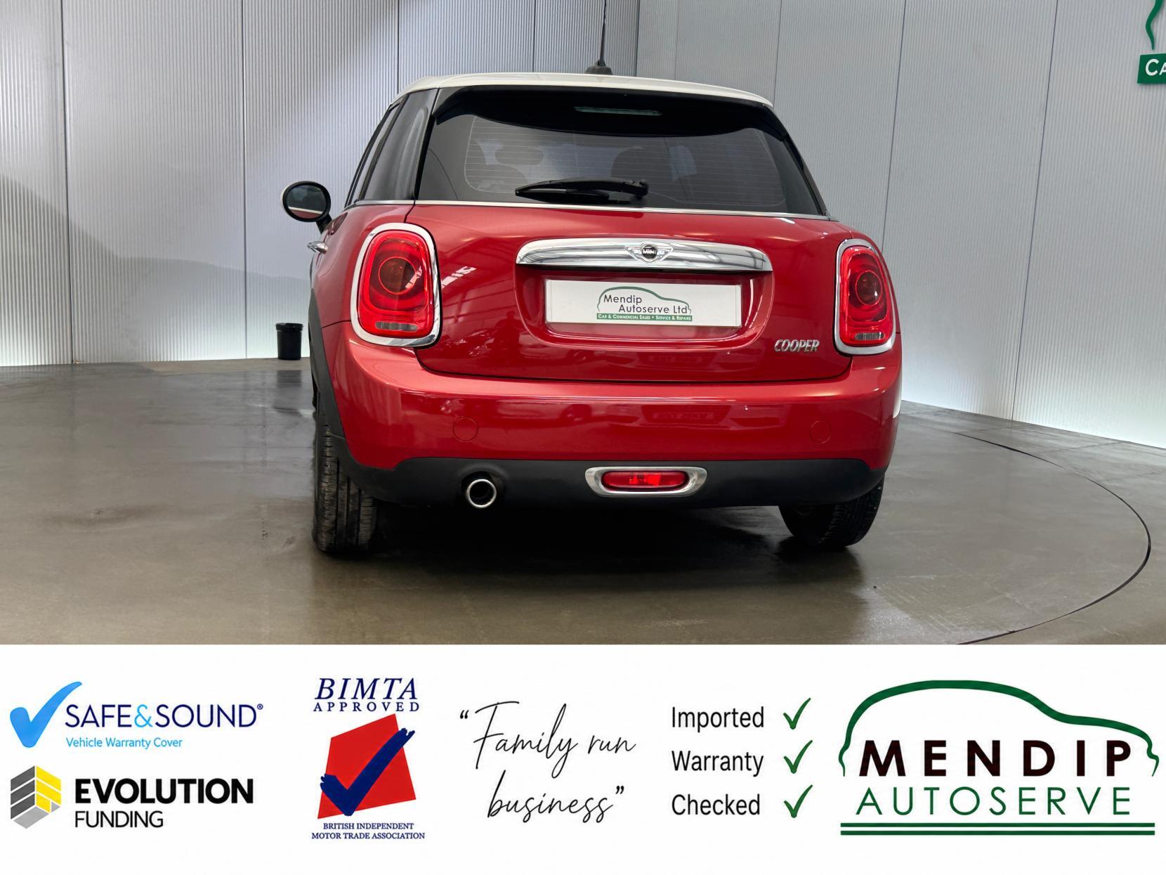 Mini Cooper view 20