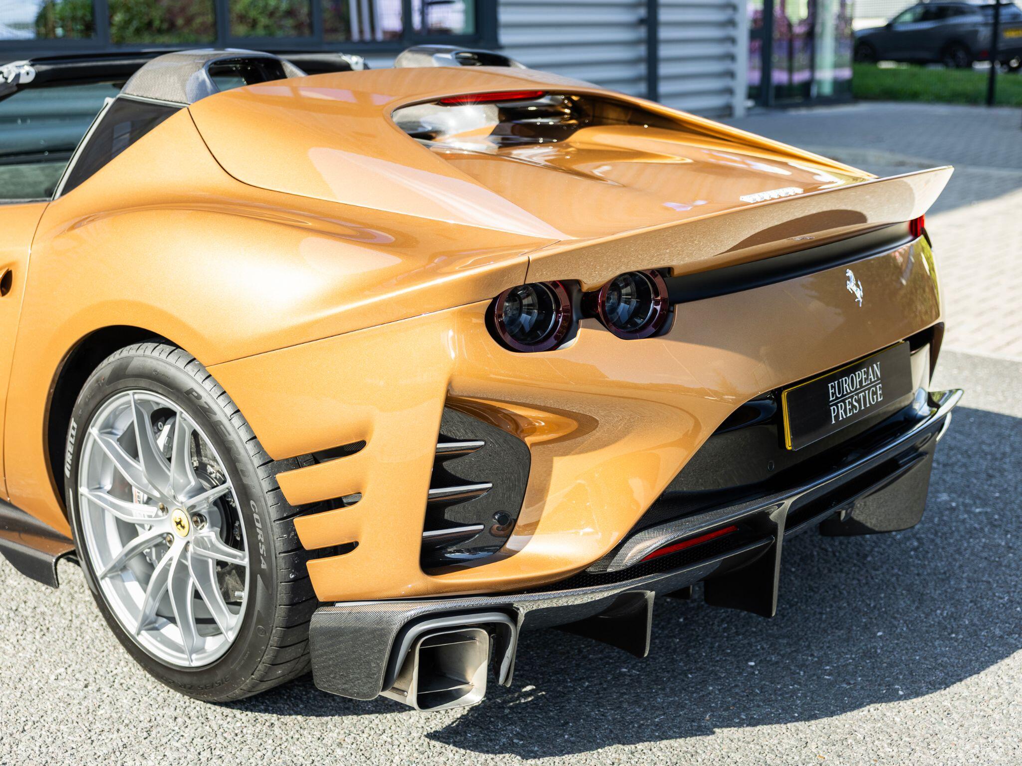 Ferrari 812 view 20
