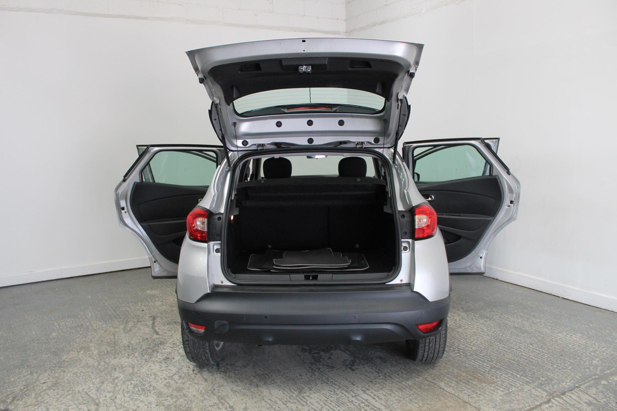 Renault Captur view 22