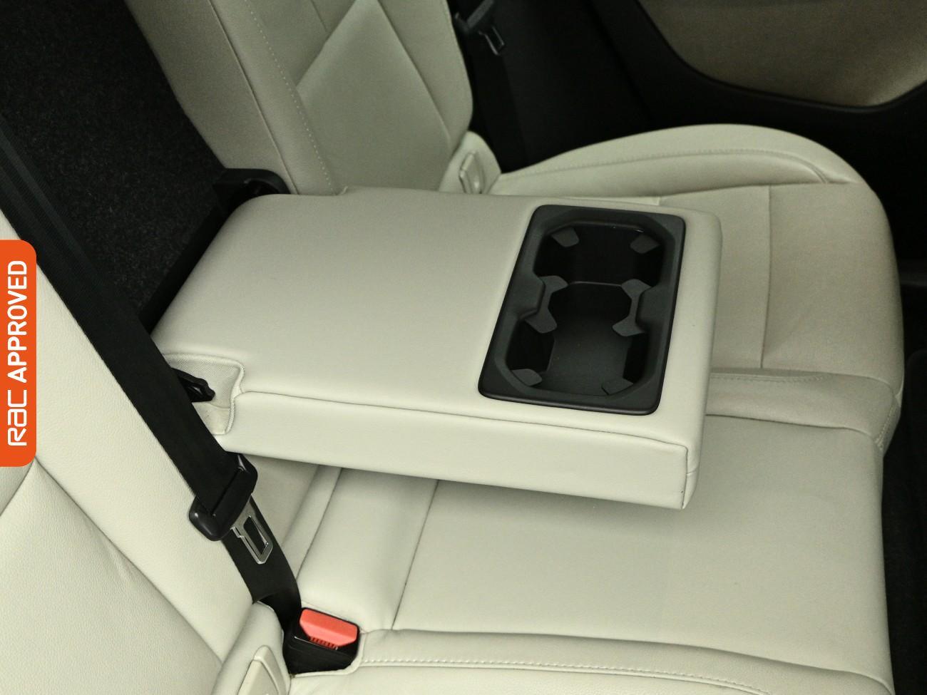 Volvo XC40 view 24