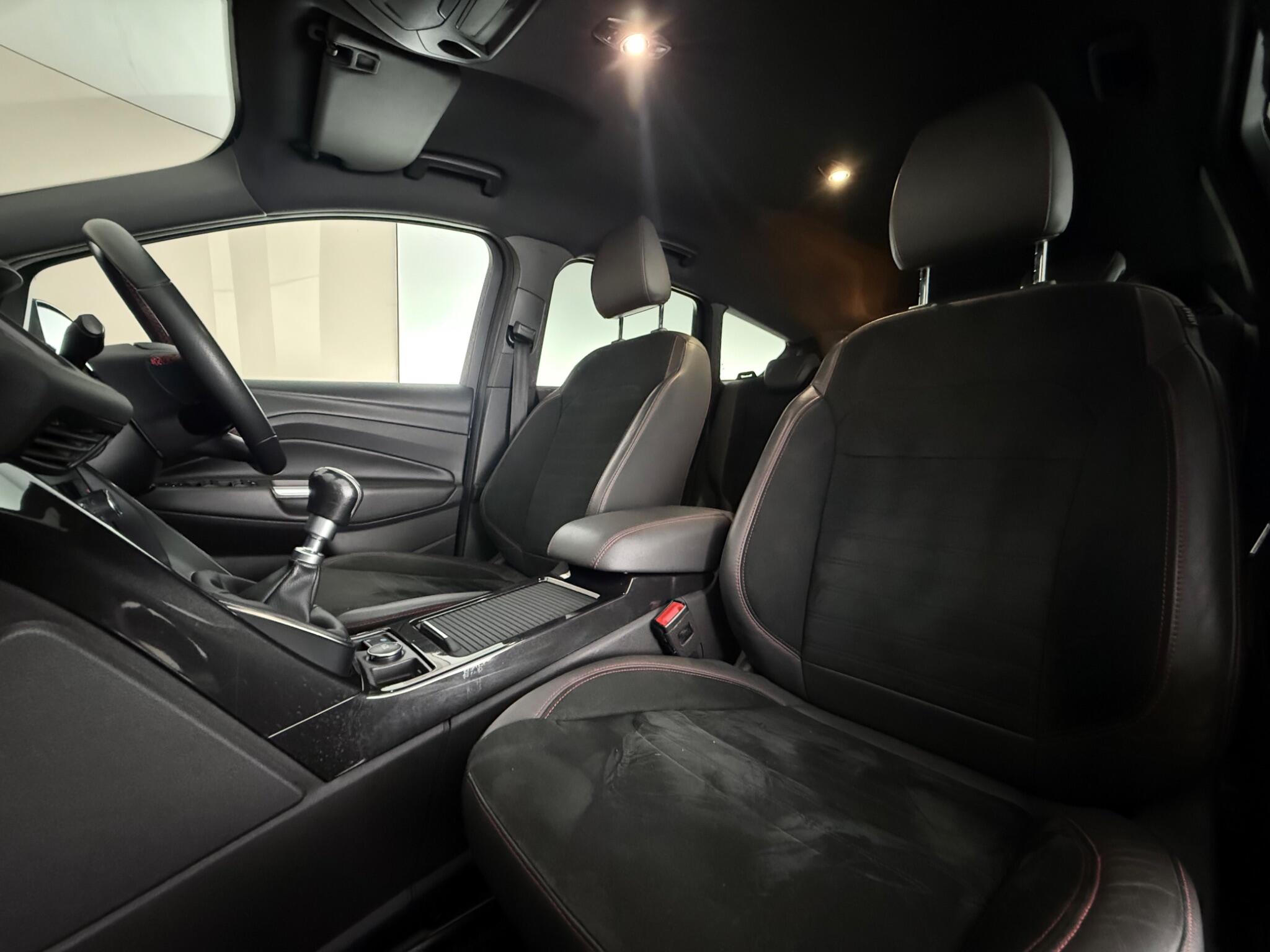 Ford Kuga view 31
