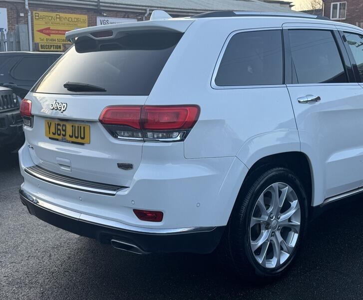 2019 Jeep Grand Cherokee 3.0 V6 MultiJetII Summit Auto 4WD Euro 6 (s/s) 5dr • 45,000 miles image 17