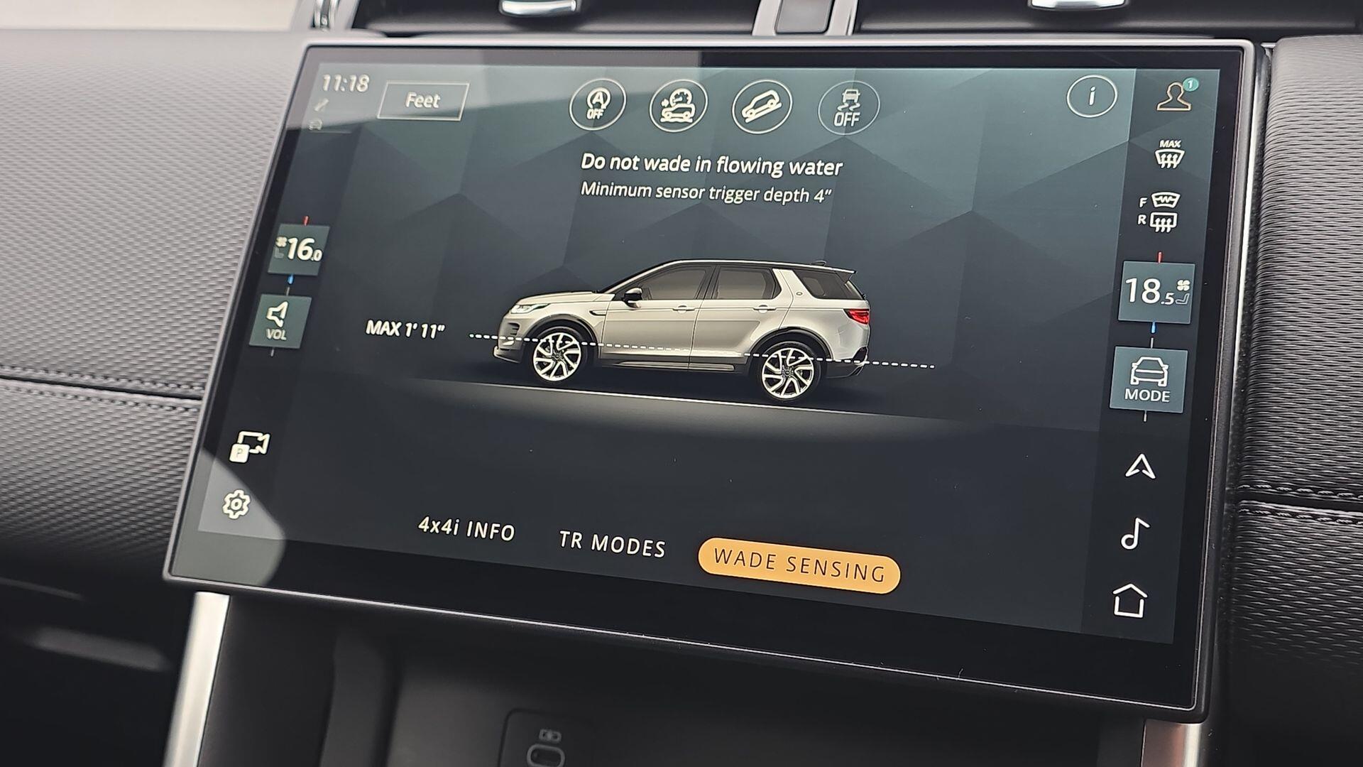 Land Rover Discovery Sport view 39