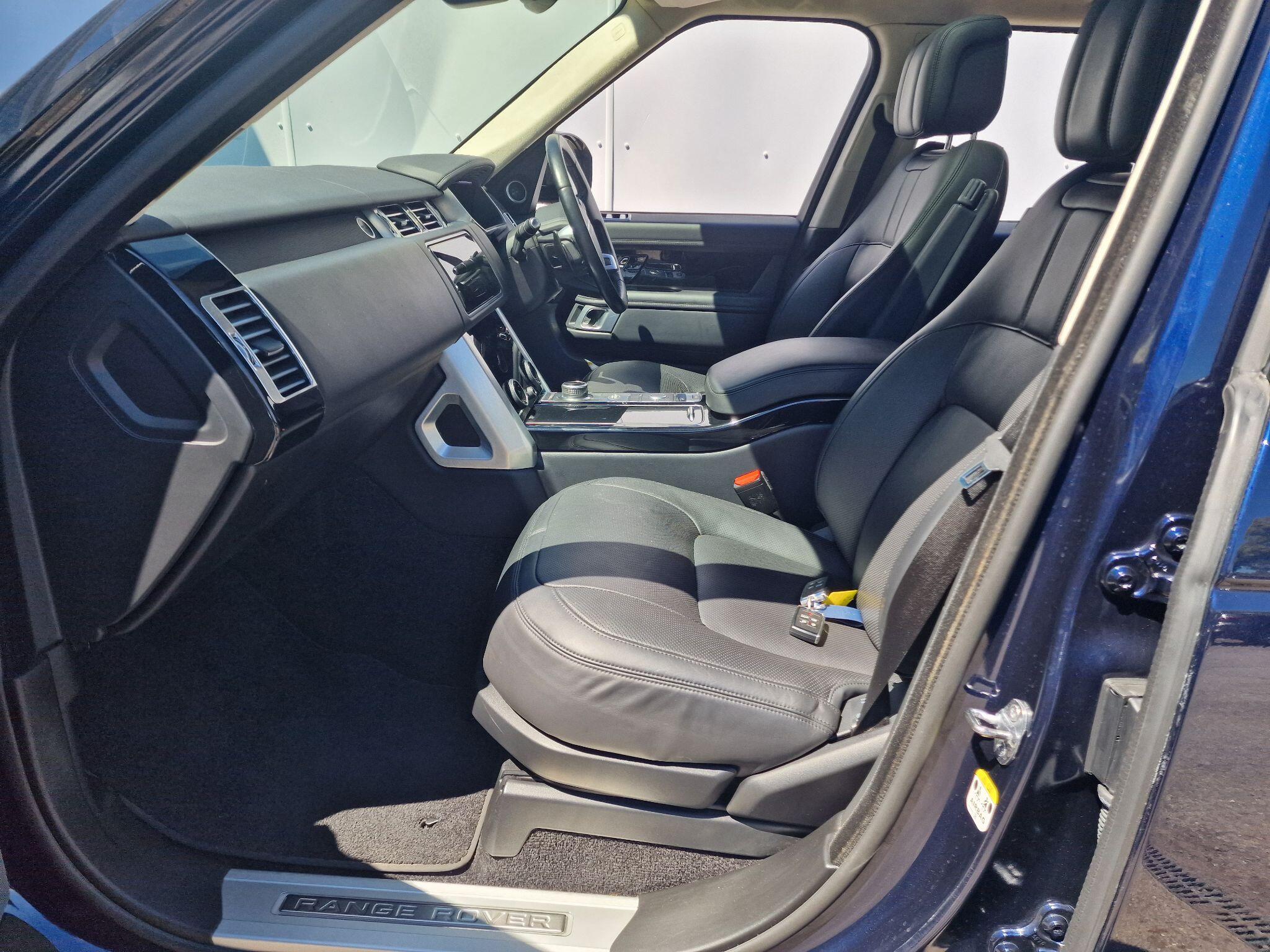 Land Rover Range Rover view 39