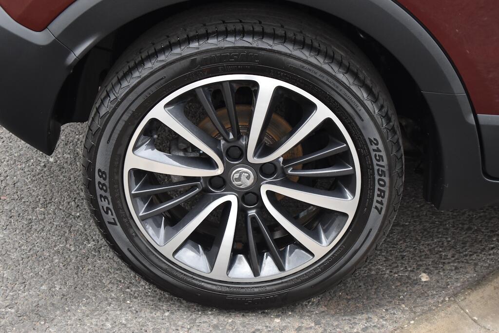 Vauxhall Crossland X view 64