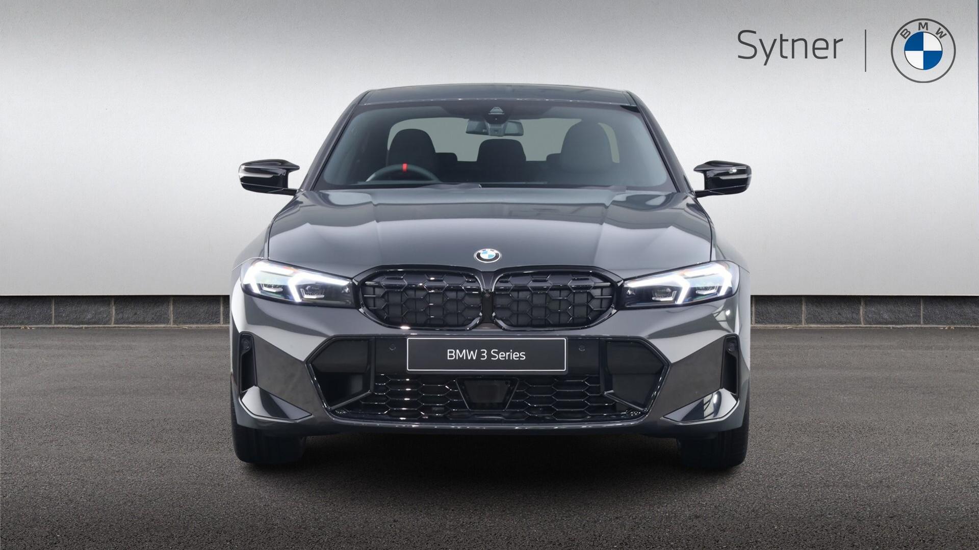 BMW 3 Series view 16