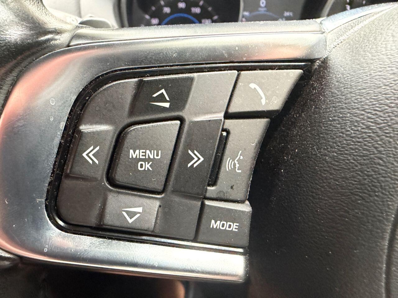 Jaguar Xe view 29