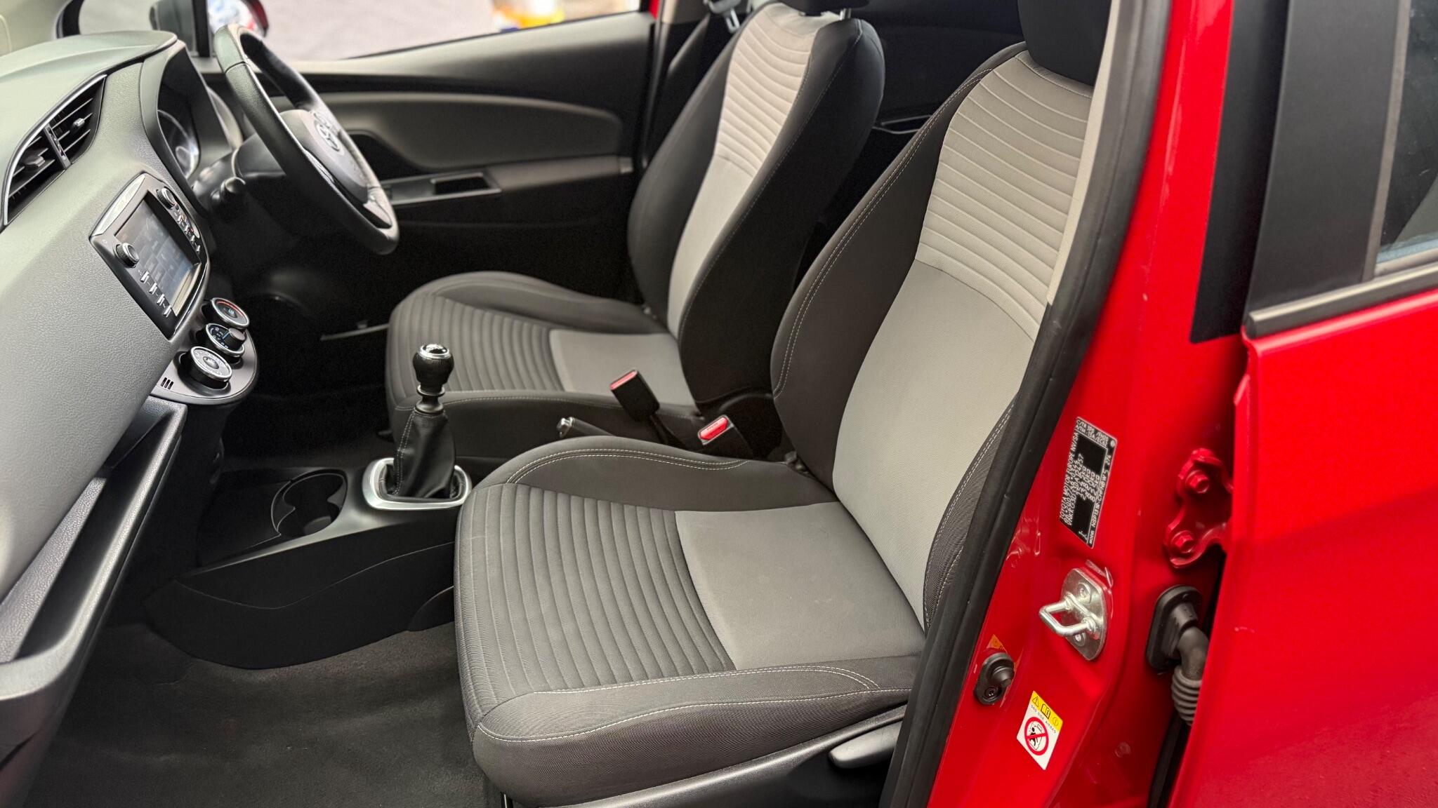 Toyota Yaris view 28