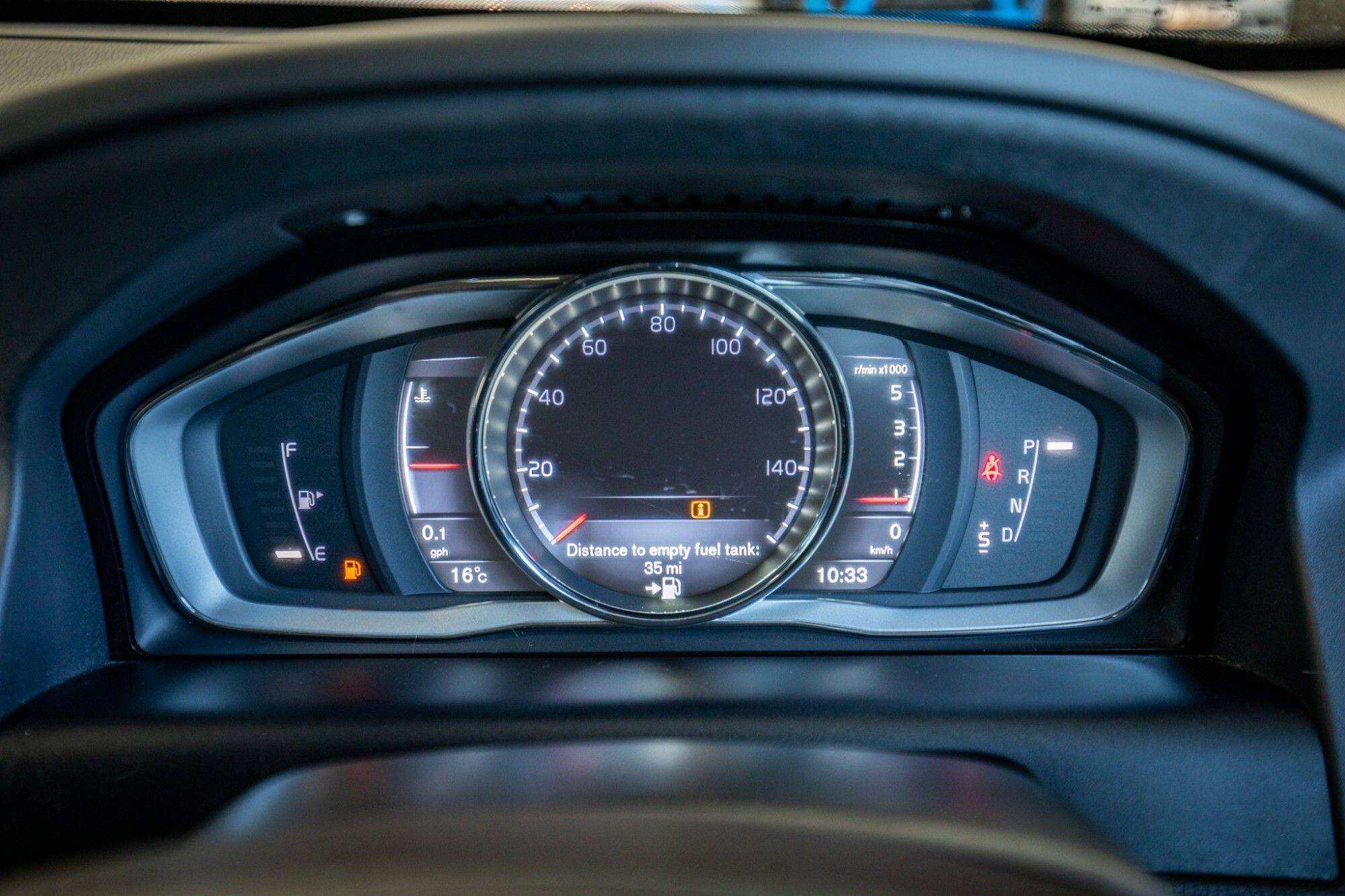 Volvo XC60 view 20