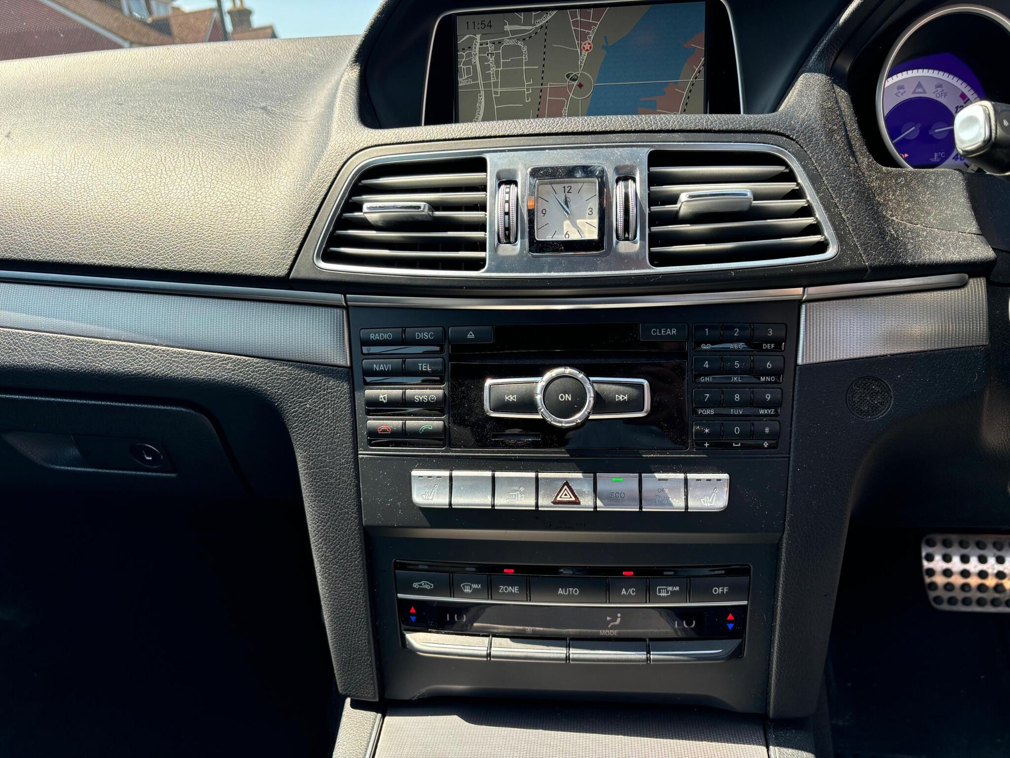 Mercedes-Benz E Class view 18