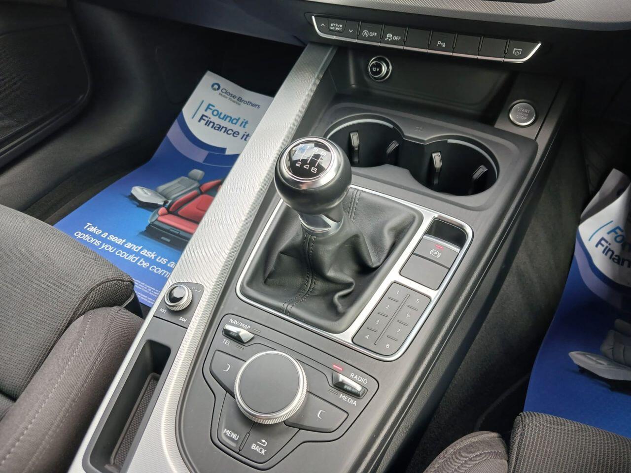 Audi A4 view 47