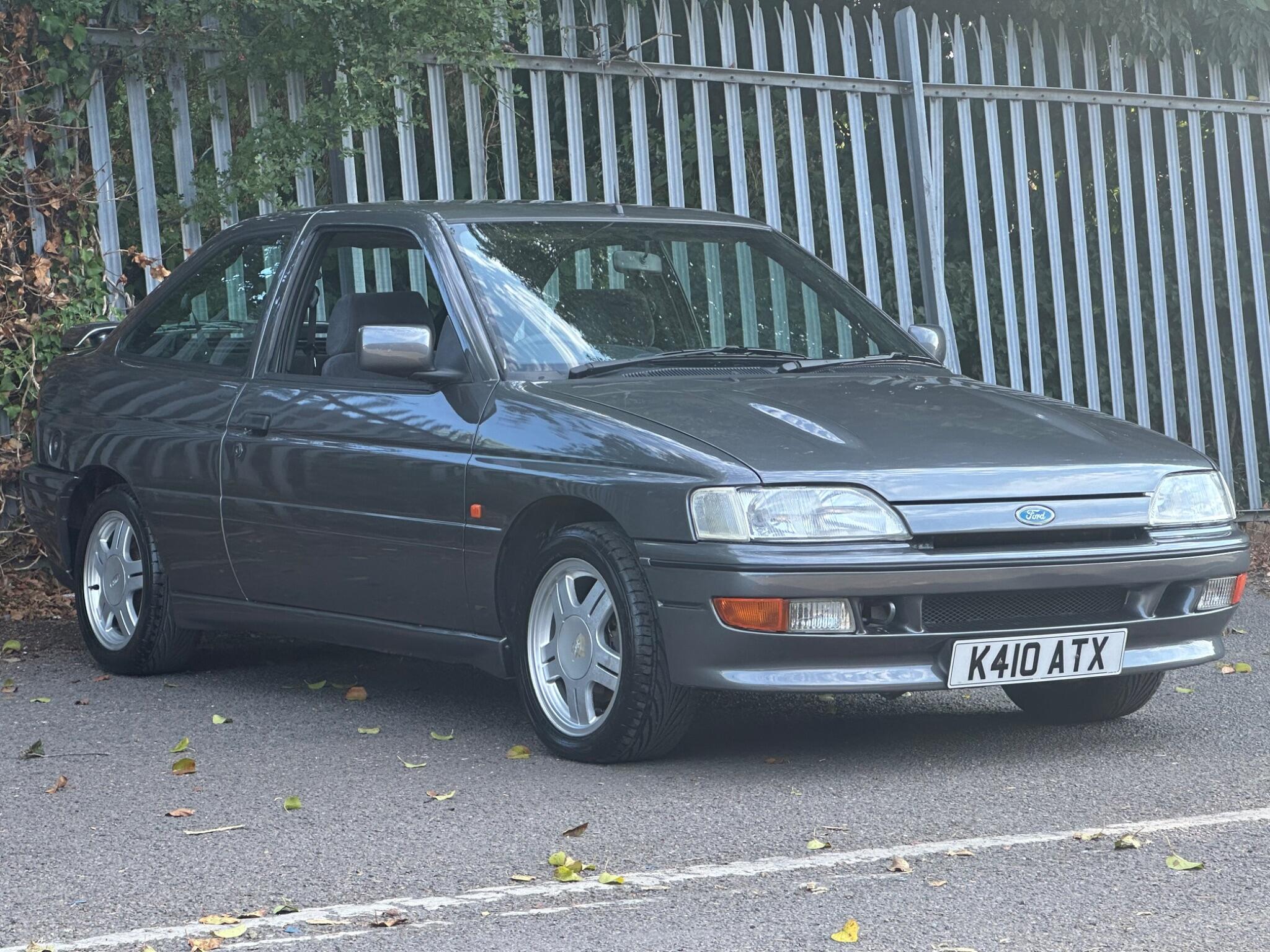 Ford Escort view 4