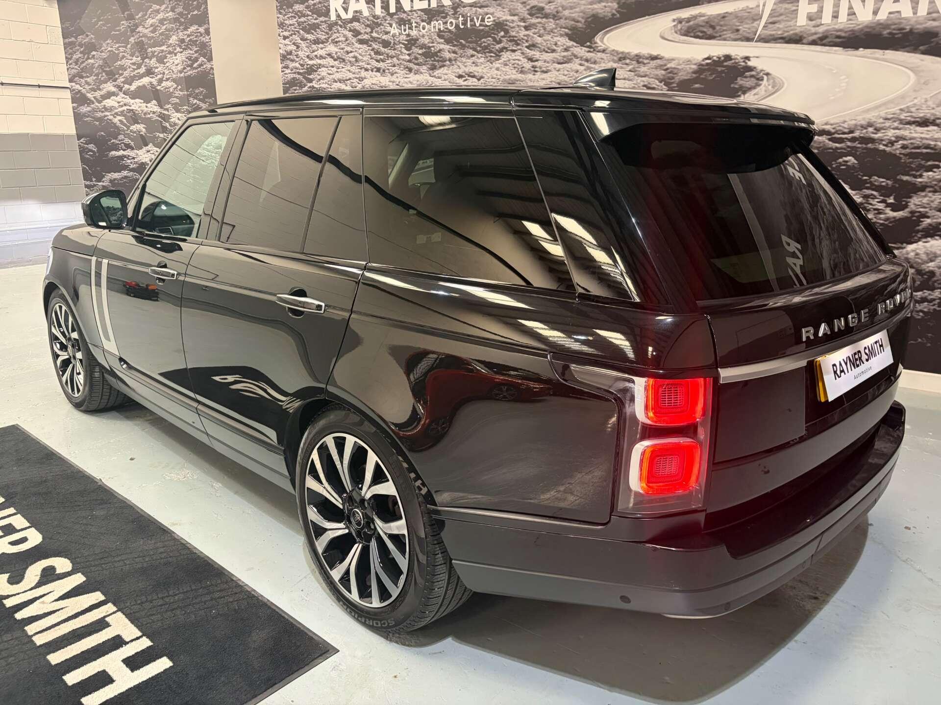 Land Rover Range Rover view 9