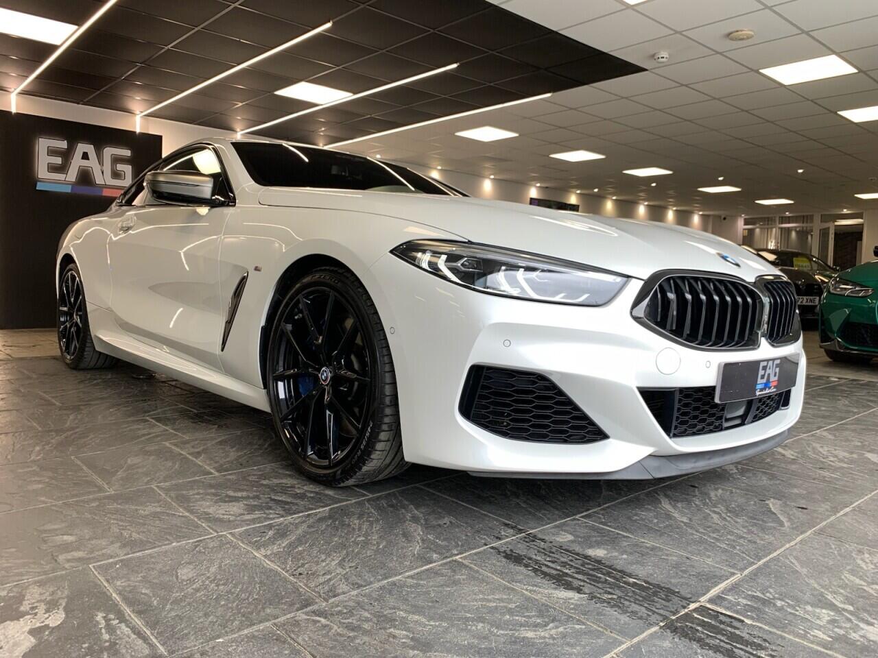 BMW 8 Series view 13